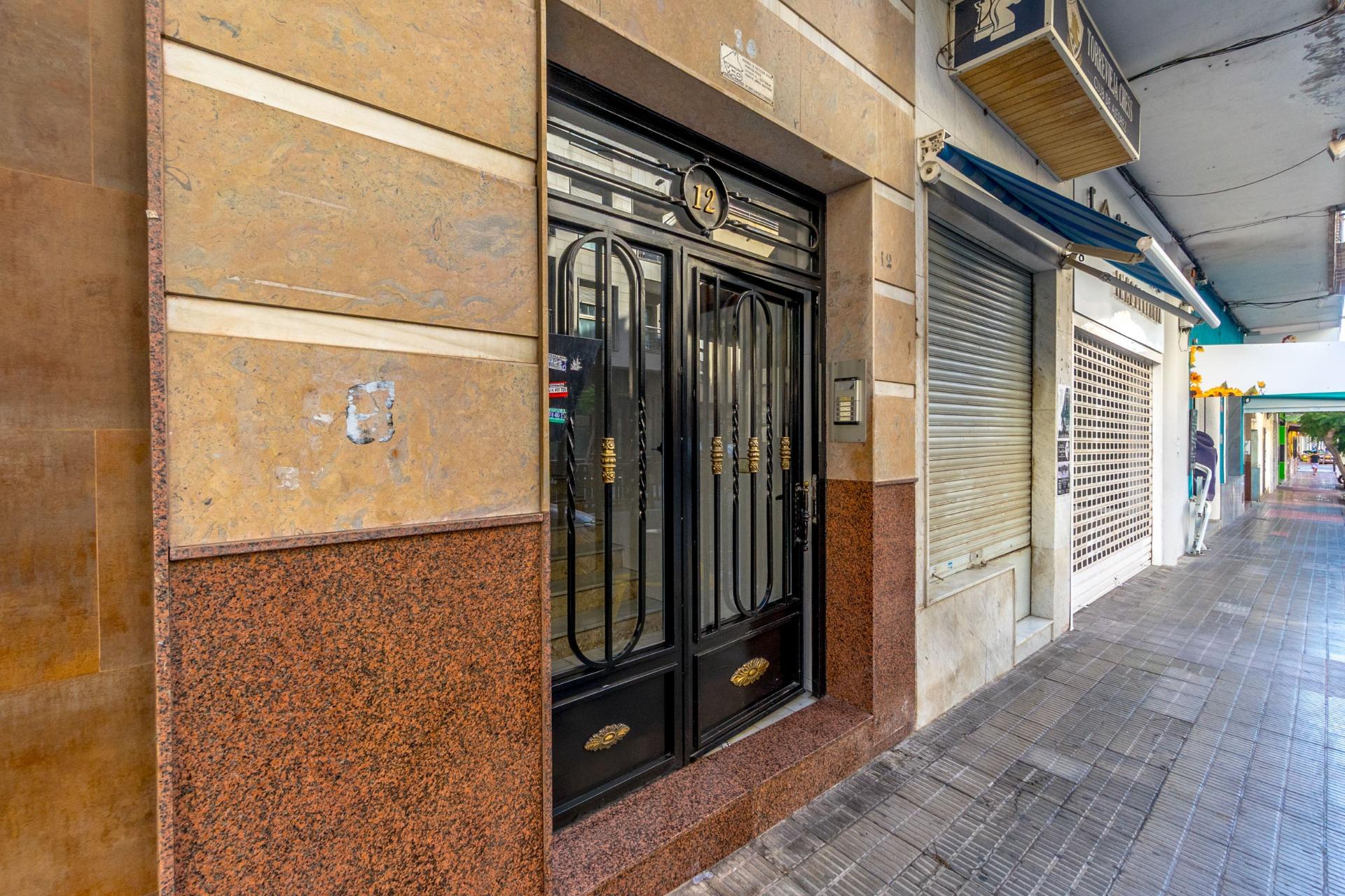 Entrance of the apartment in Torrevieja, Torrevieja (view 26)