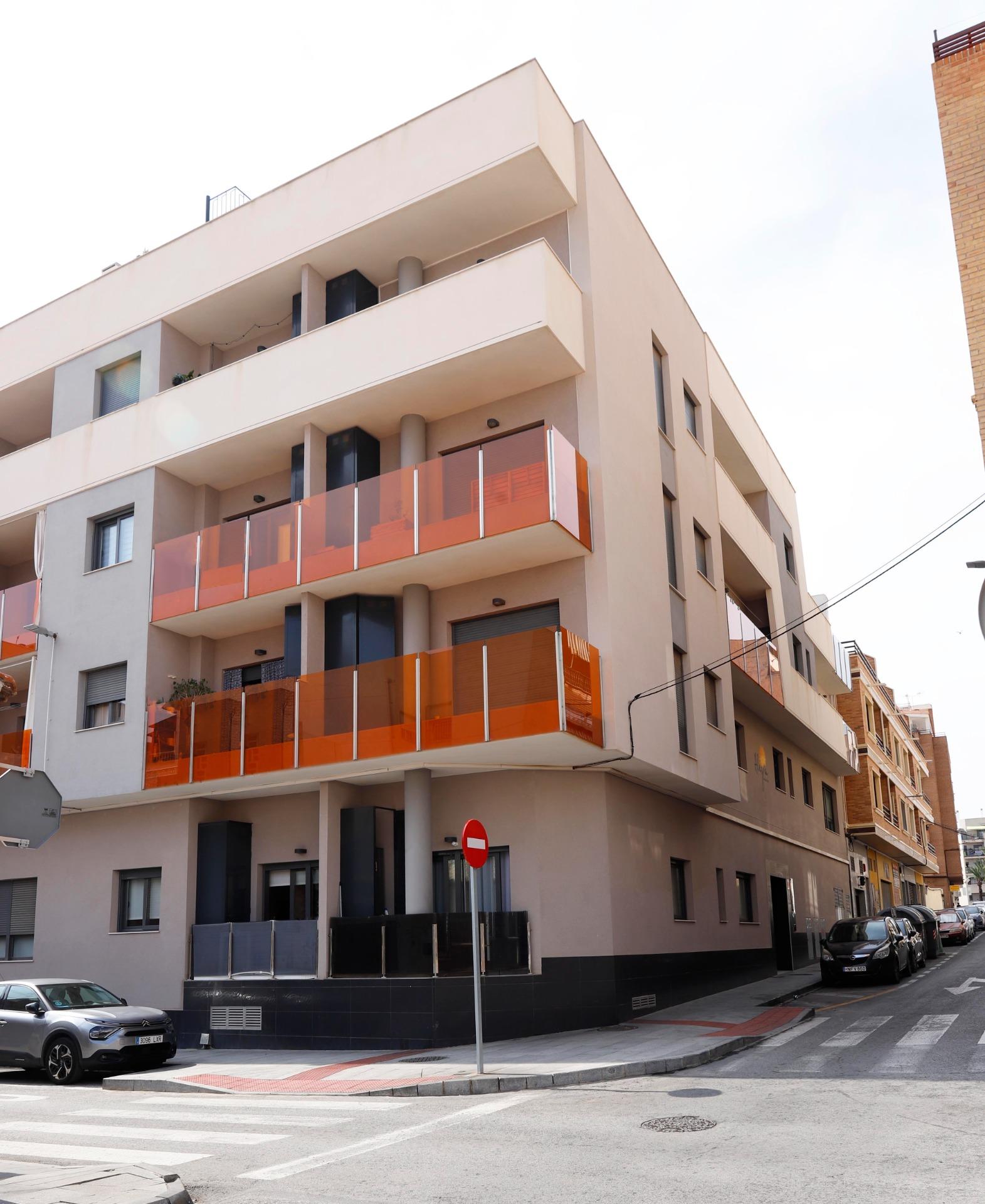 Living area in 3-bedroom apartment, Centro
