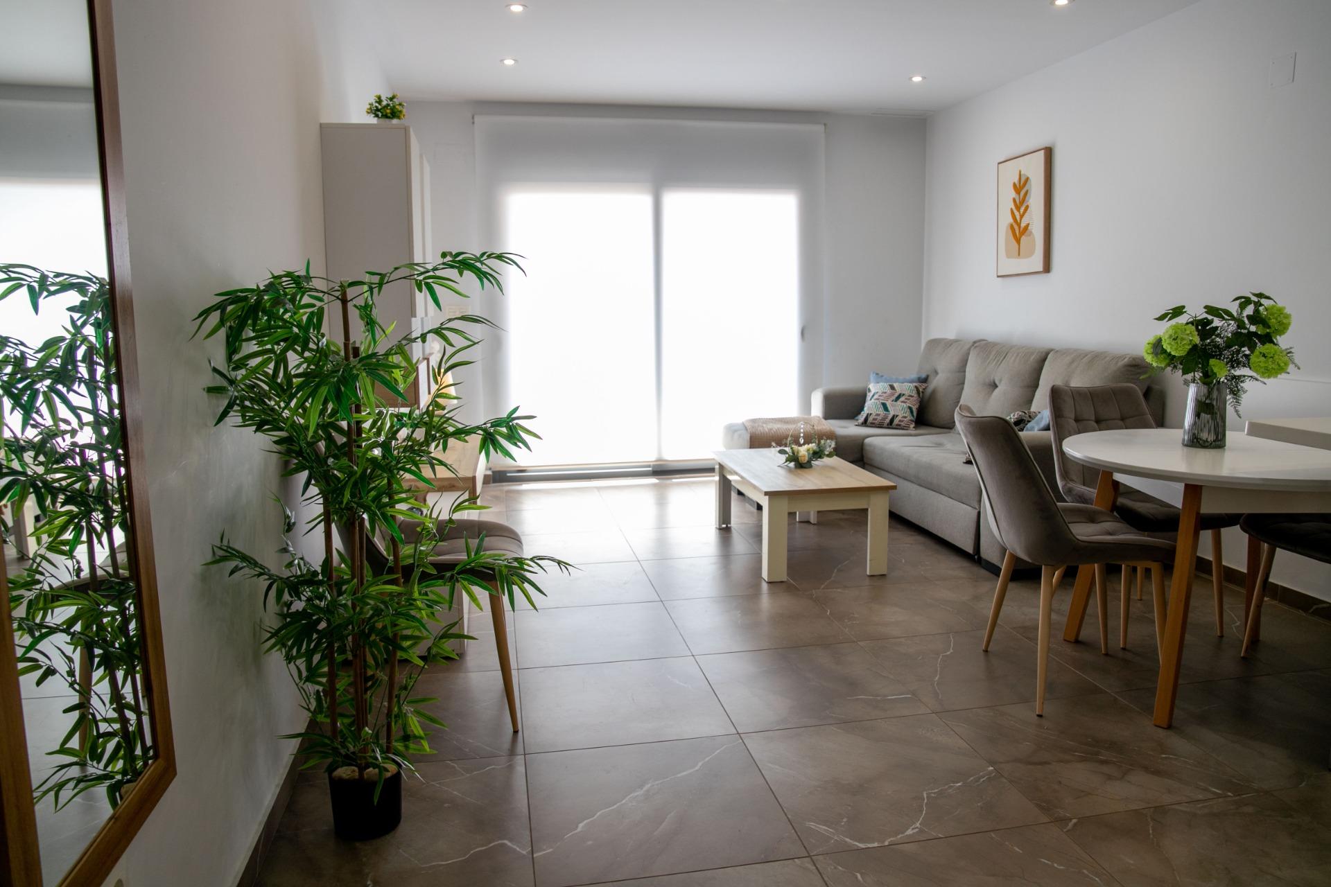 Complex grounds of the apartment in Centro, Torrevieja (view 40)