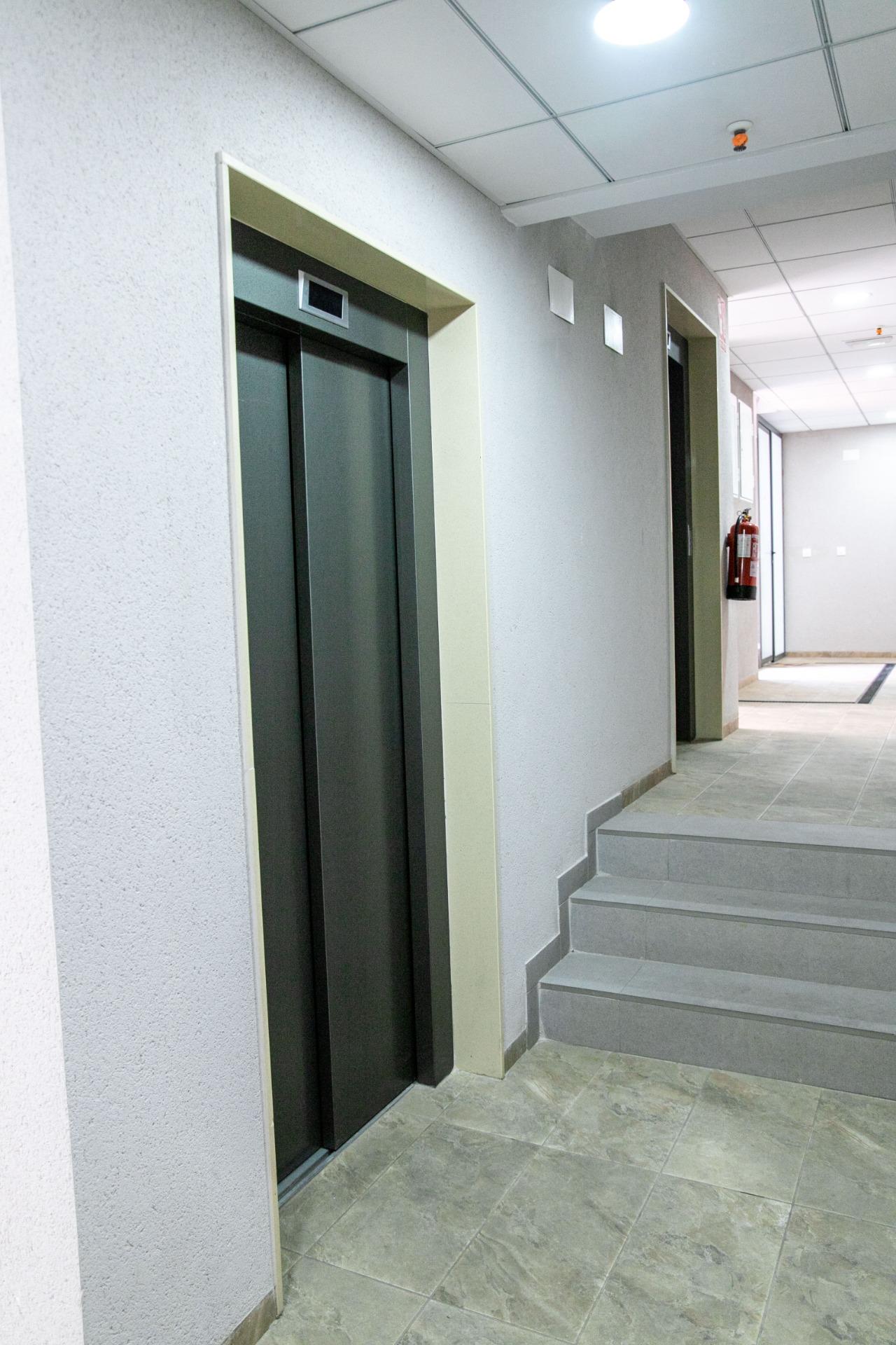 Complex grounds of the apartment in Centro, Torrevieja (view 50)