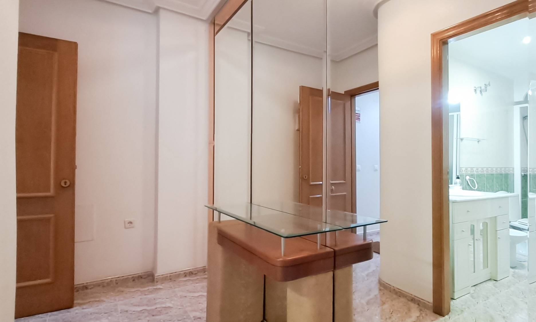 Entrance of the apartment in Playa del Cura, Torrevieja