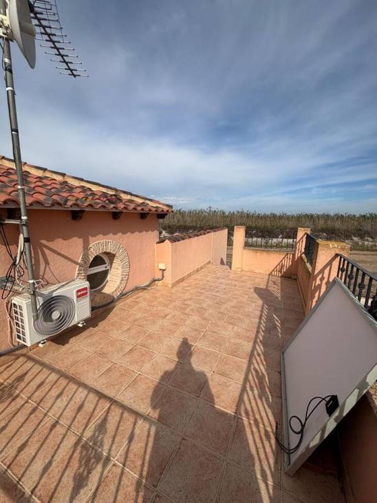 Parking area of the country house in Comunidad valenciana, Dolores