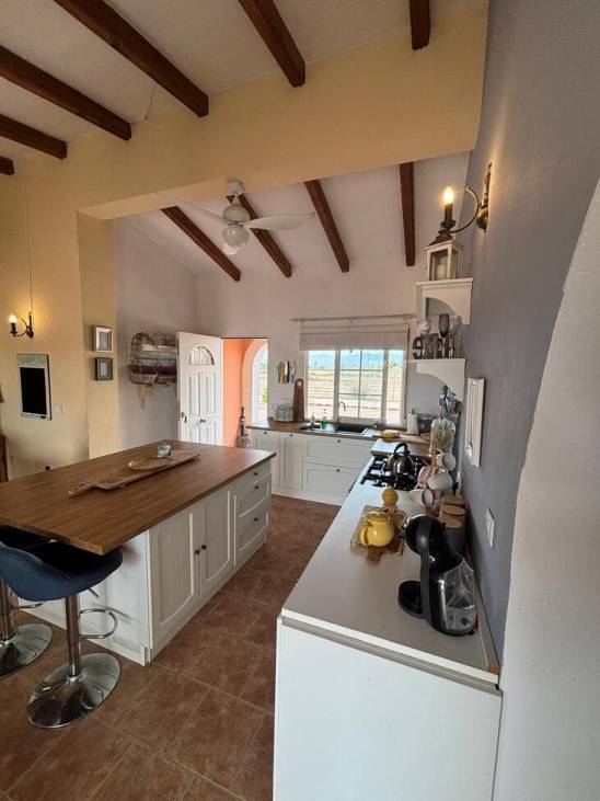 Neighbourhood view of the country house in Comunidad valenciana, Dolores