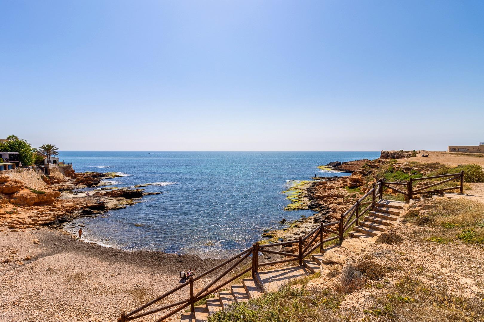 Street view of the apartment in Rosaleda-los frutales, Torrevieja (view 38)