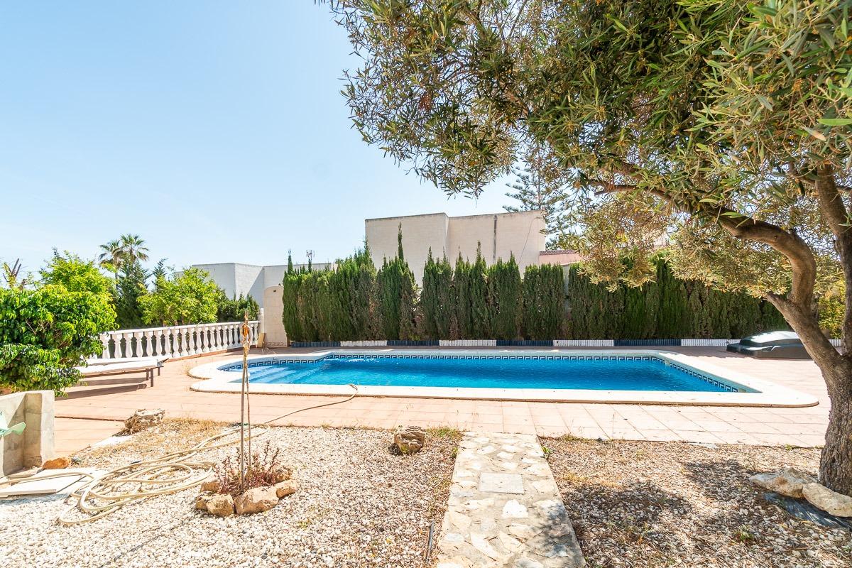 Utility room of the villa in Torrevieja, Torrevieja (view 24)