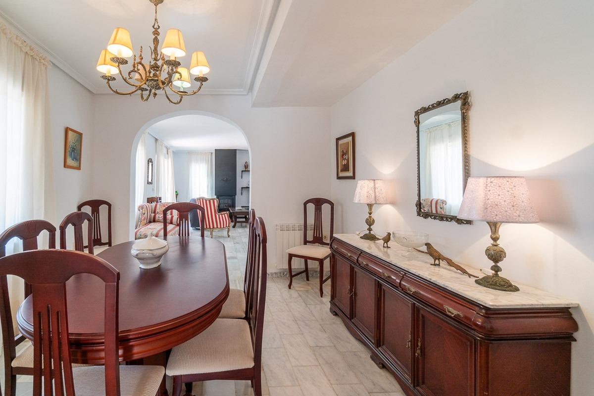 Living area in 4-bedroom villa, Torrevieja