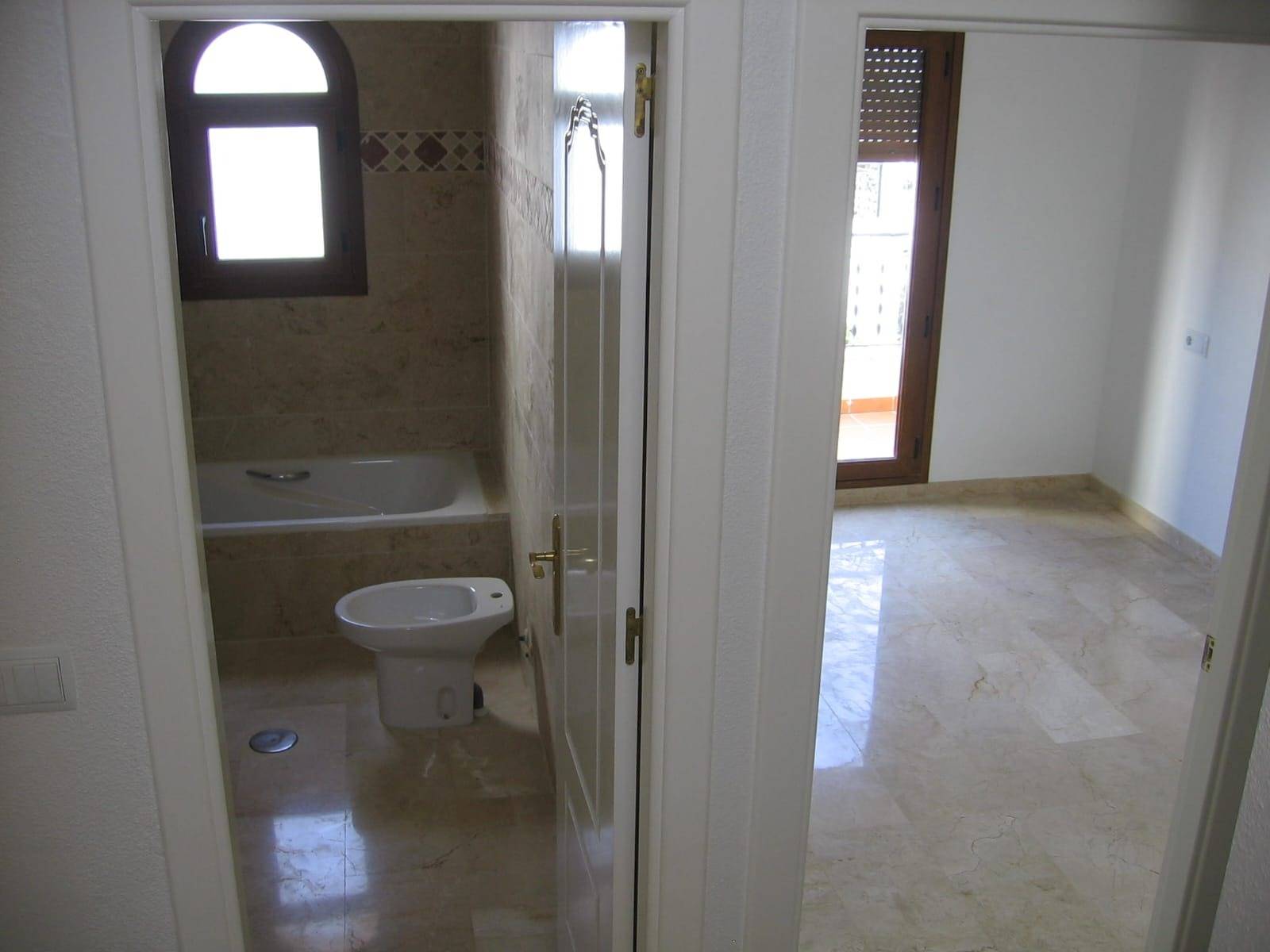 Hallway of the duplex in PAU 8, Orihuela Costa (view 22)