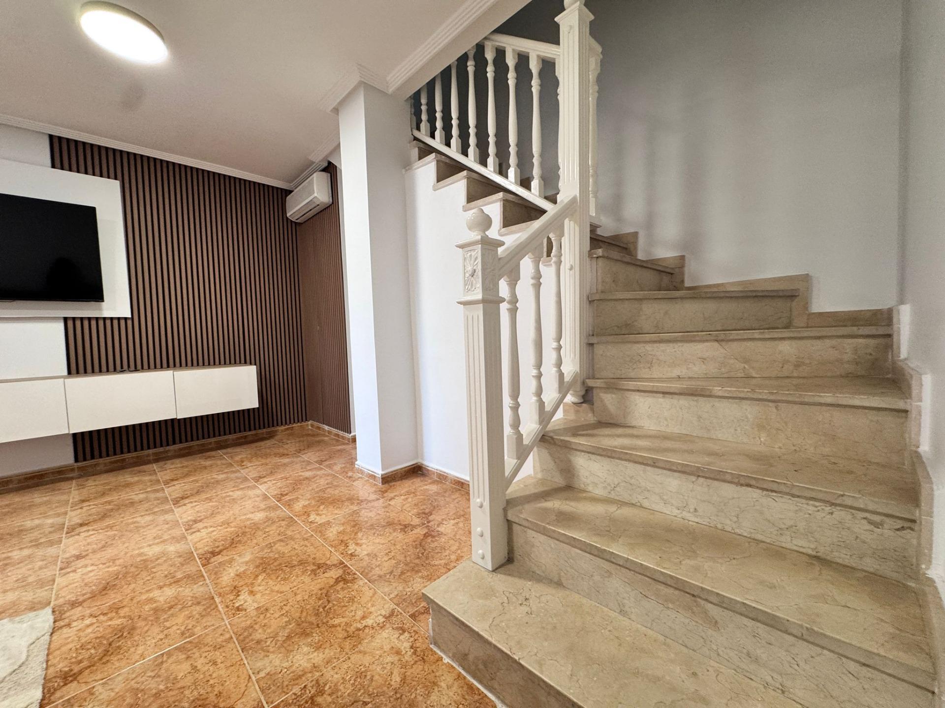 Second double bedroom with wardrobe in villa, Carrefour, Torrevieja