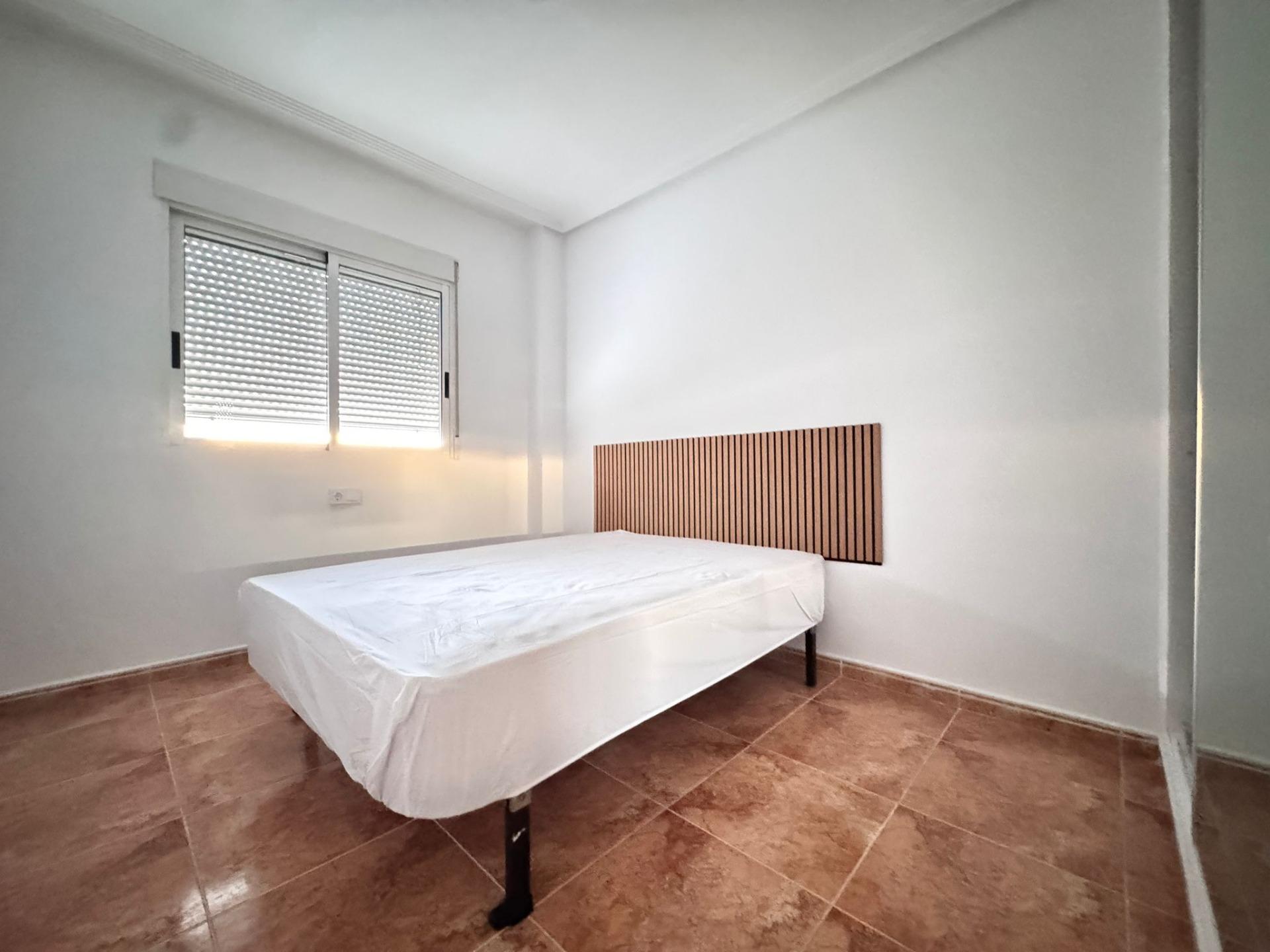 Third double bedroom in 3-bedroom villa, Carrefour, Torrevieja