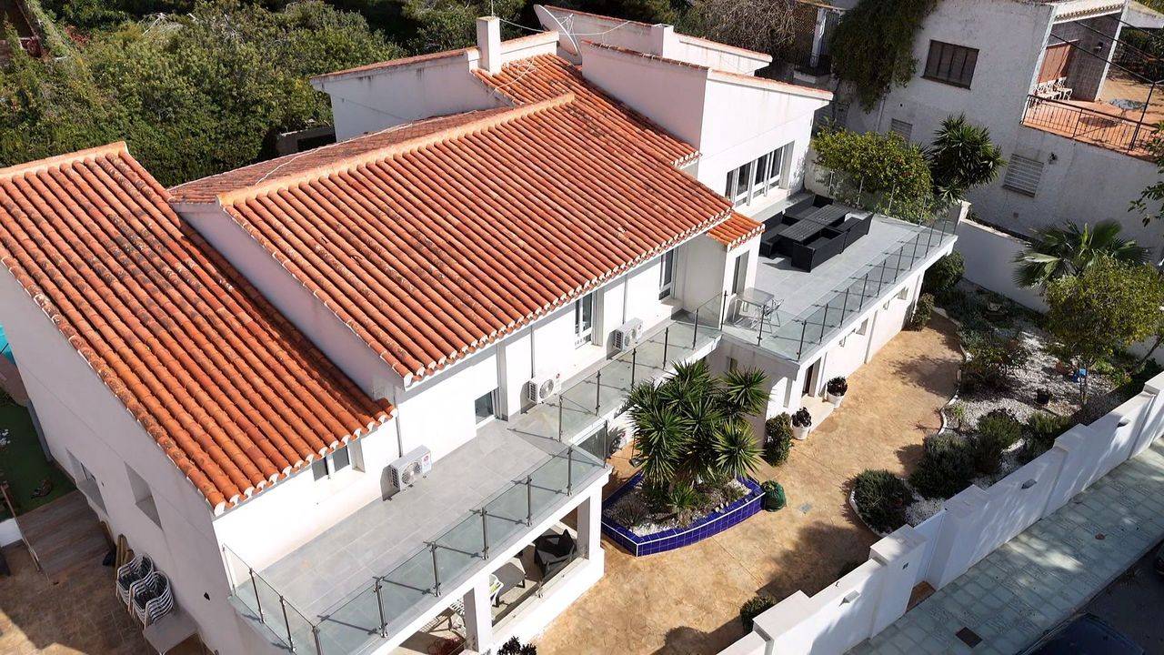 Entrance of the villa in Campoamor, Orihuela Costa (view 36)