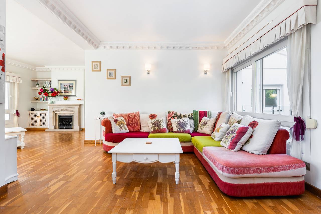 Second view of the villa interior, Campoamor
