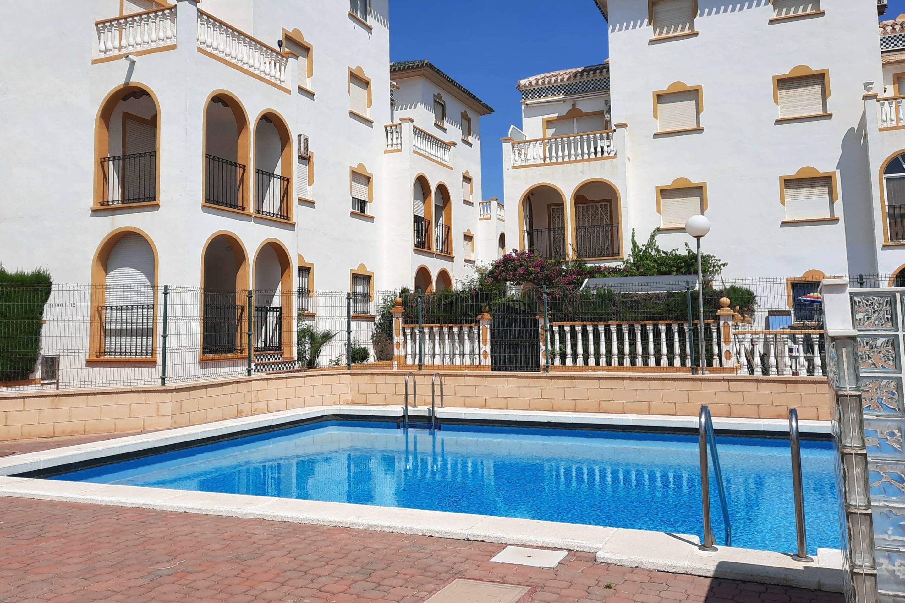 Hallway of the bungalow in La Mata, Torrevieja (view 22)