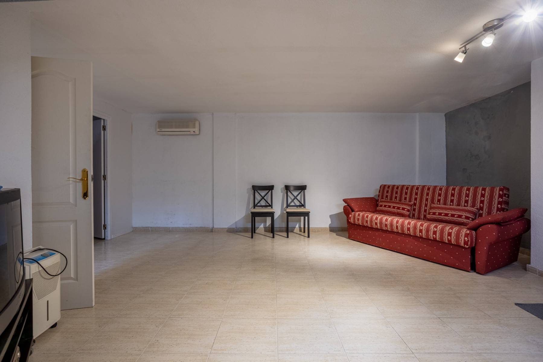 Storage area of the villa in Urbanizaciones, Guardamar Del Segura