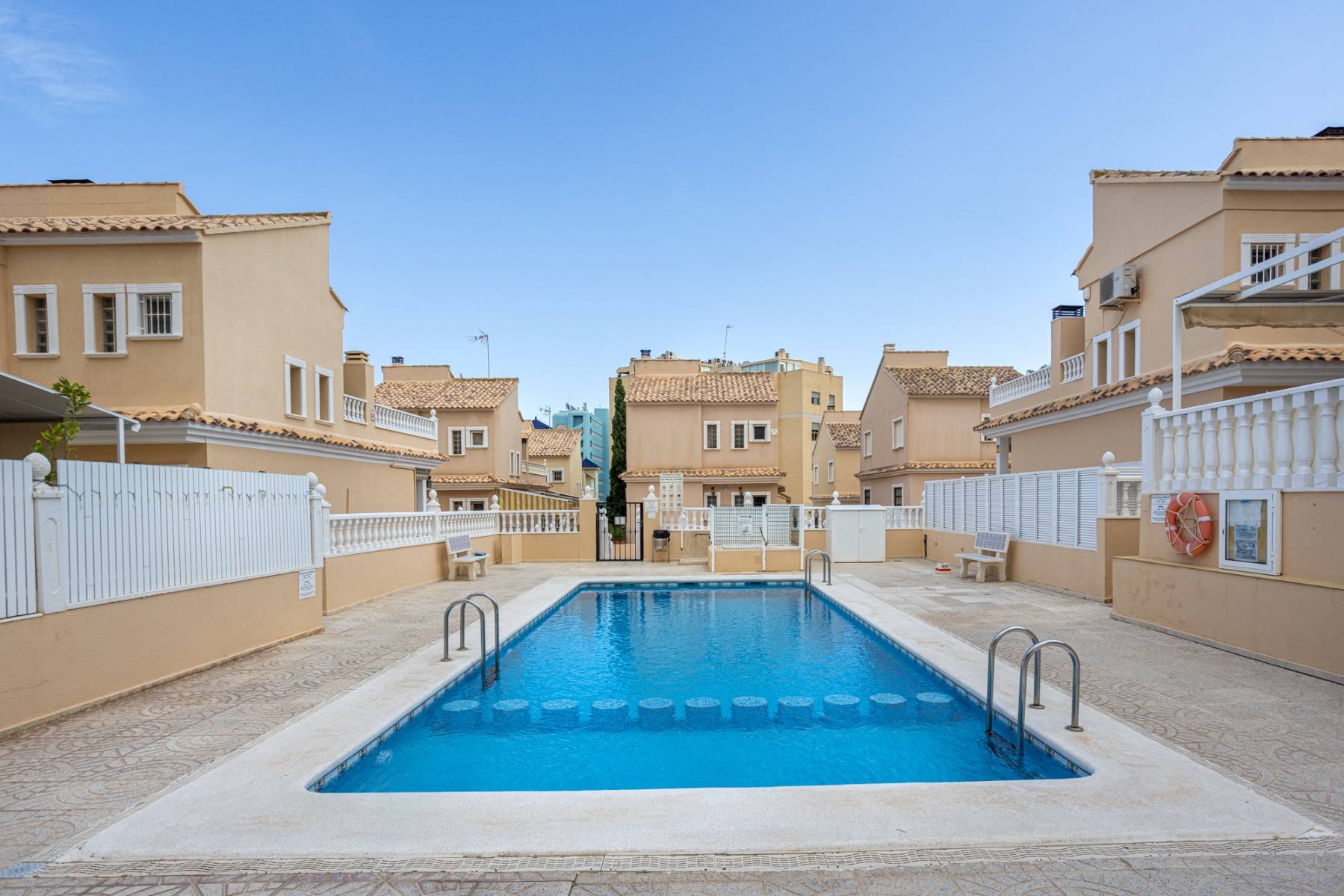 Street view of the villa in Urbanizaciones, Guardamar Del Segura