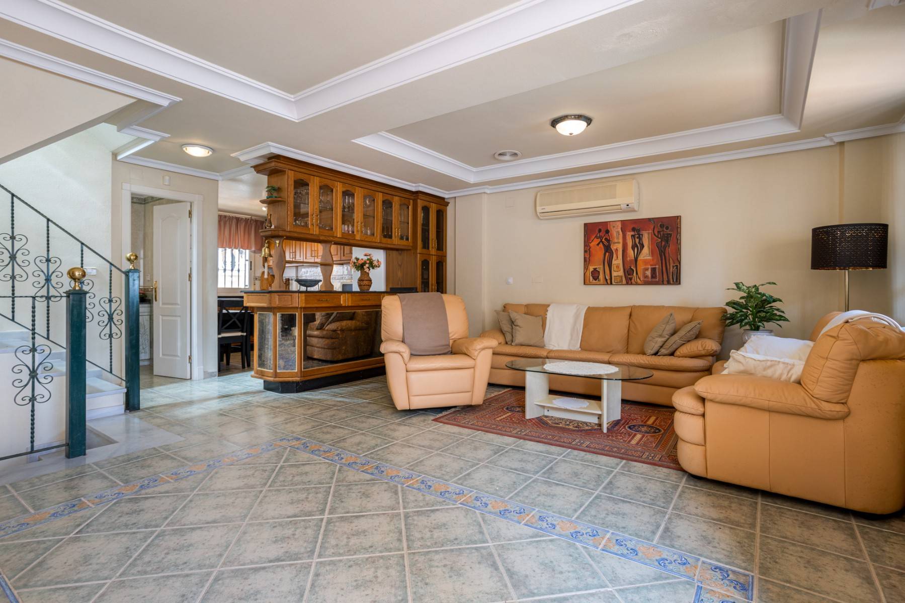 Kitchen area in villa, Urbanizaciones