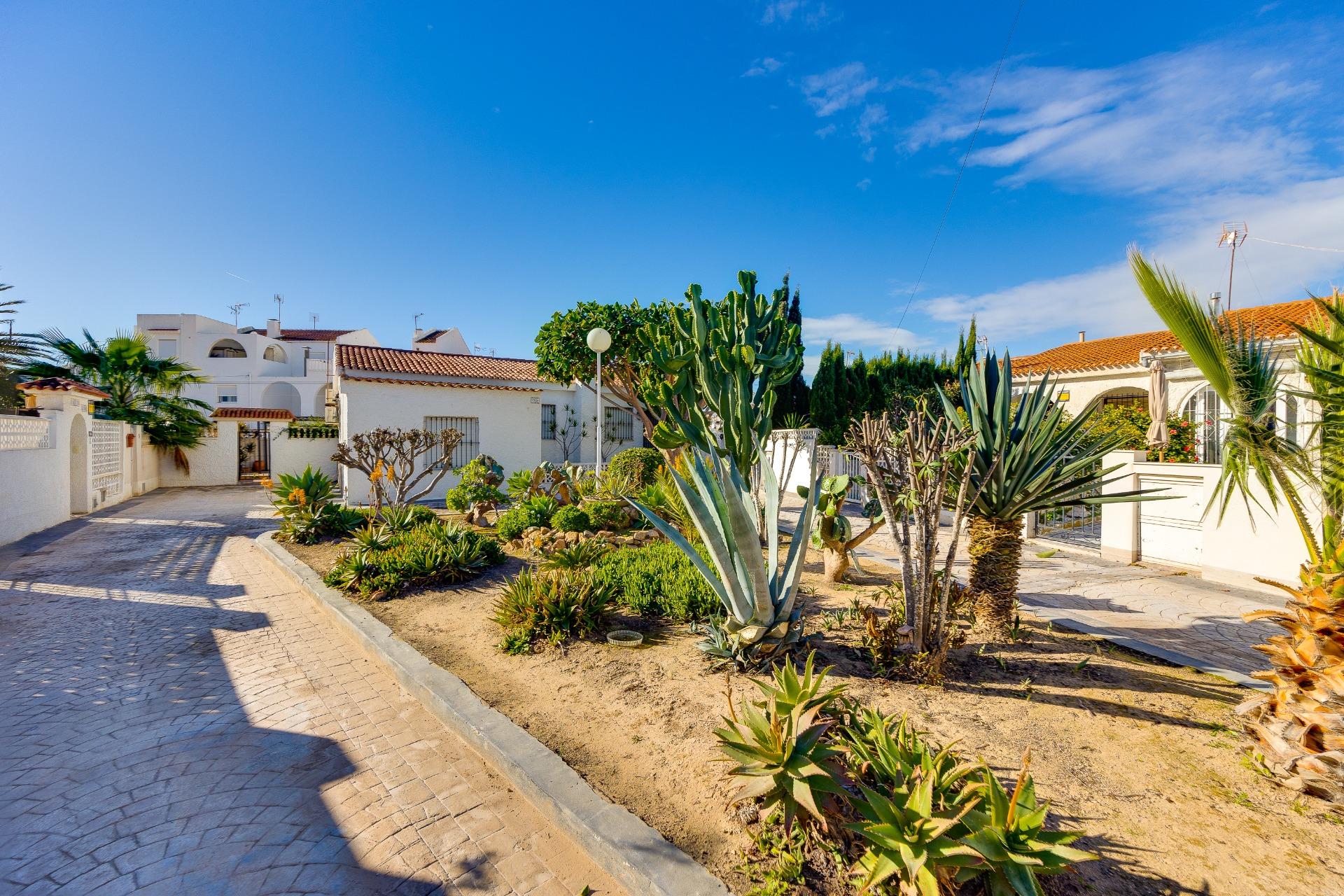 Stairwell of the villa in Playa de los Locos, Torrevieja (view 45)
