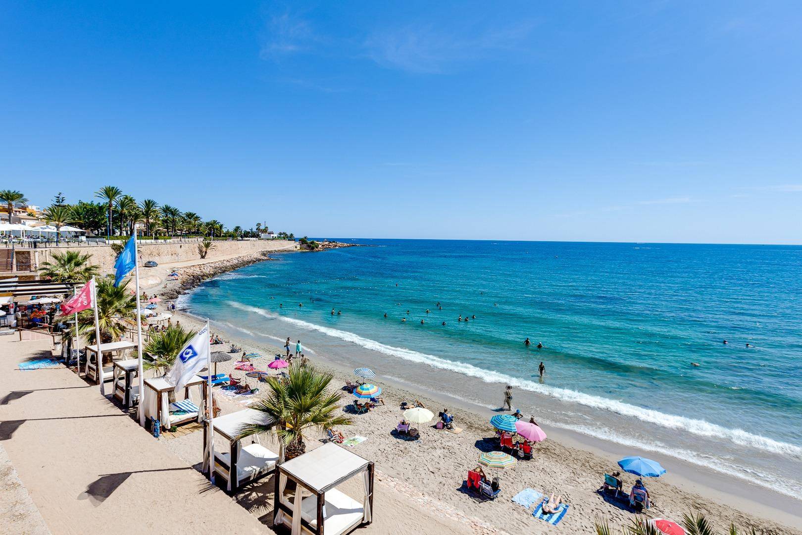 Neighbourhood view of the apartment in Orihuela Costa, Orihuela Costa (view 39)