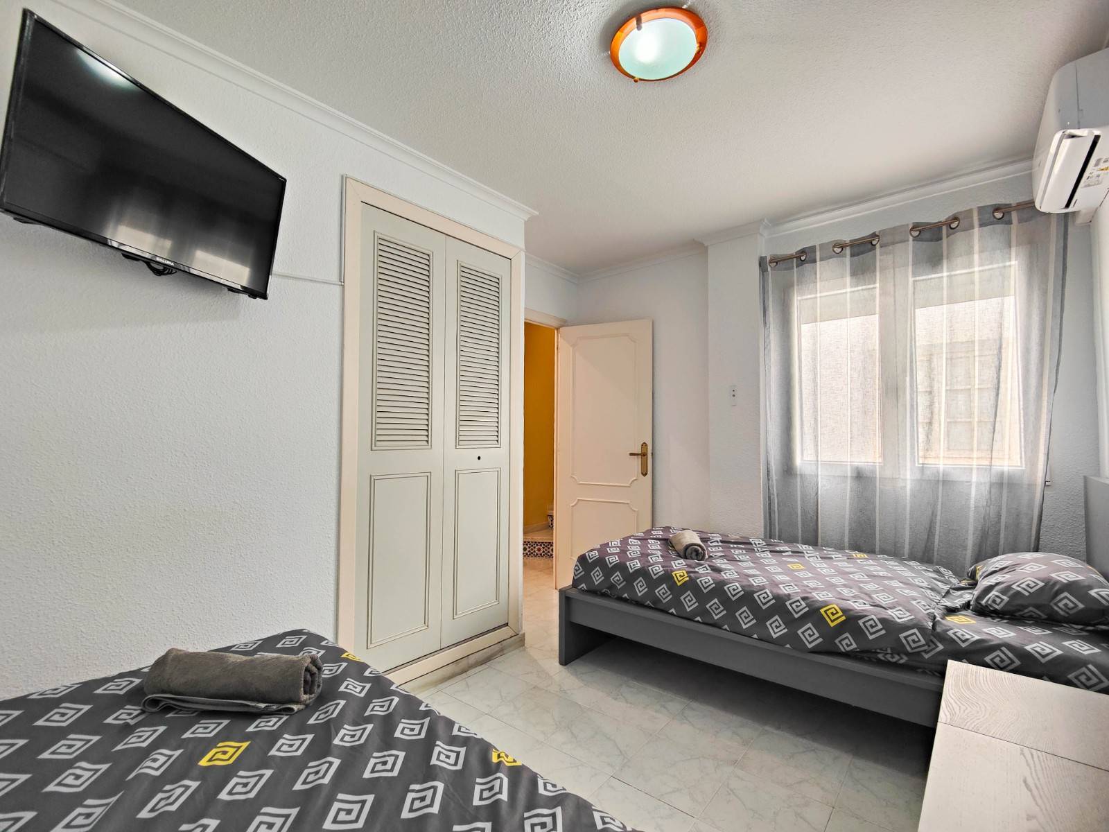 Complex grounds of the penthouse in La Mata Pueblo, Torrevieja (view 40)