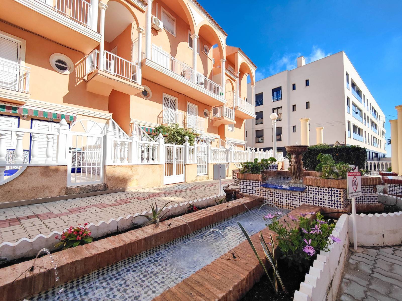 Utility room of the penthouse in La Mata Pueblo, Torrevieja (view 44)