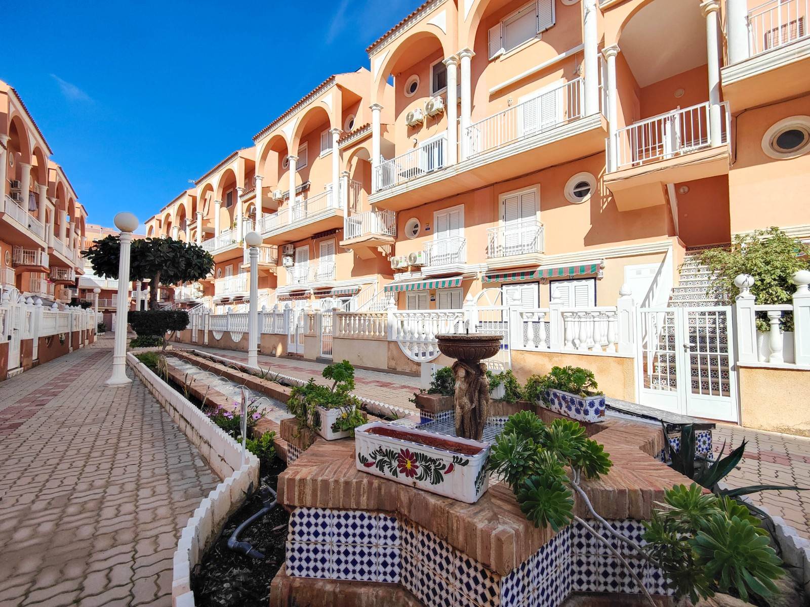 Entrance of the penthouse in La Mata Pueblo, Torrevieja (view 46)