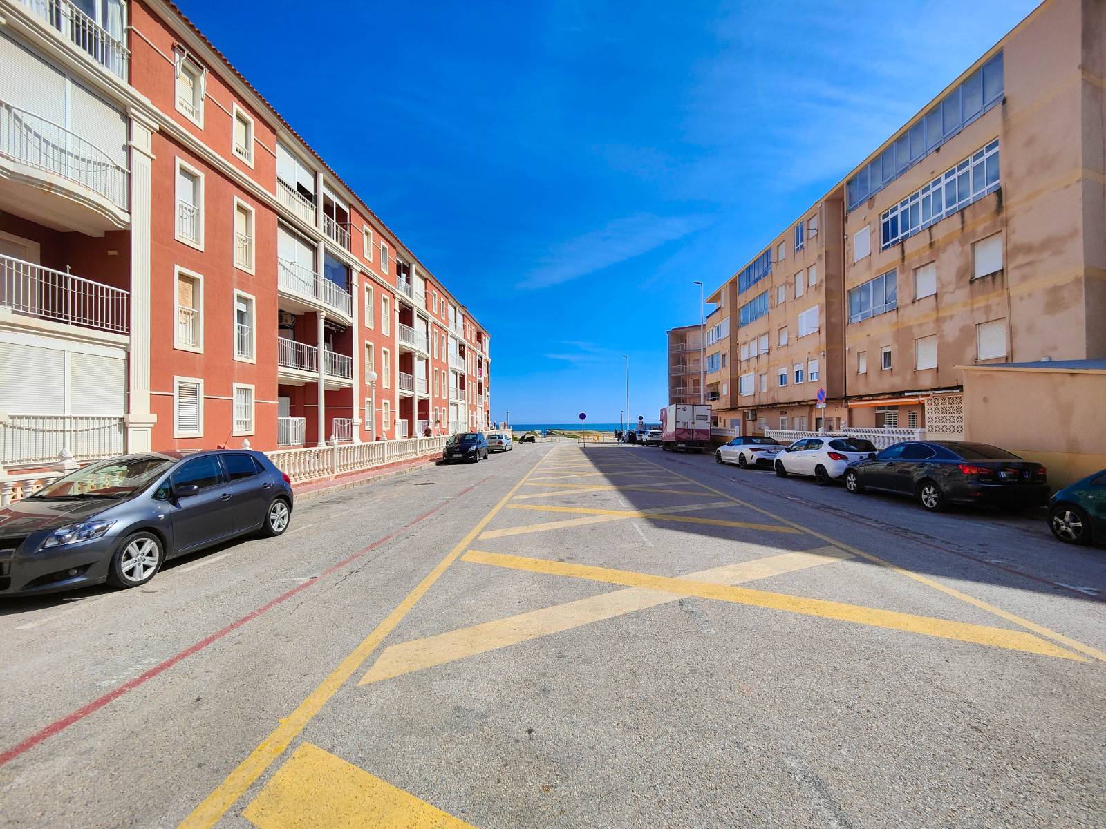 Complex grounds of the penthouse in La Mata Pueblo, Torrevieja (view 50)
