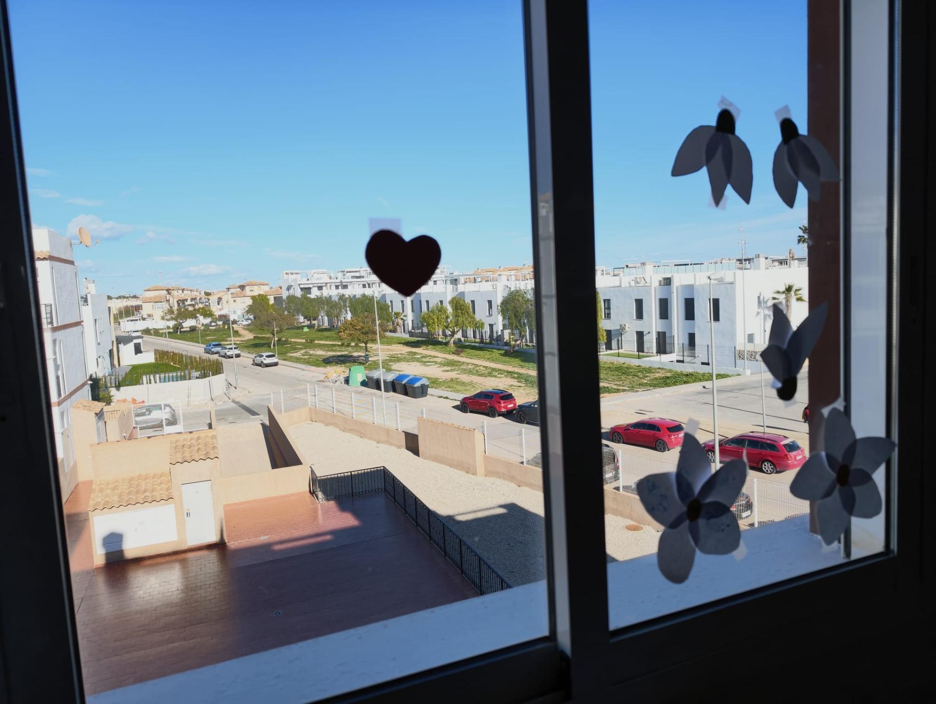 Complex grounds of the penthouse in Punta Prima, Torrevieja (view 30)