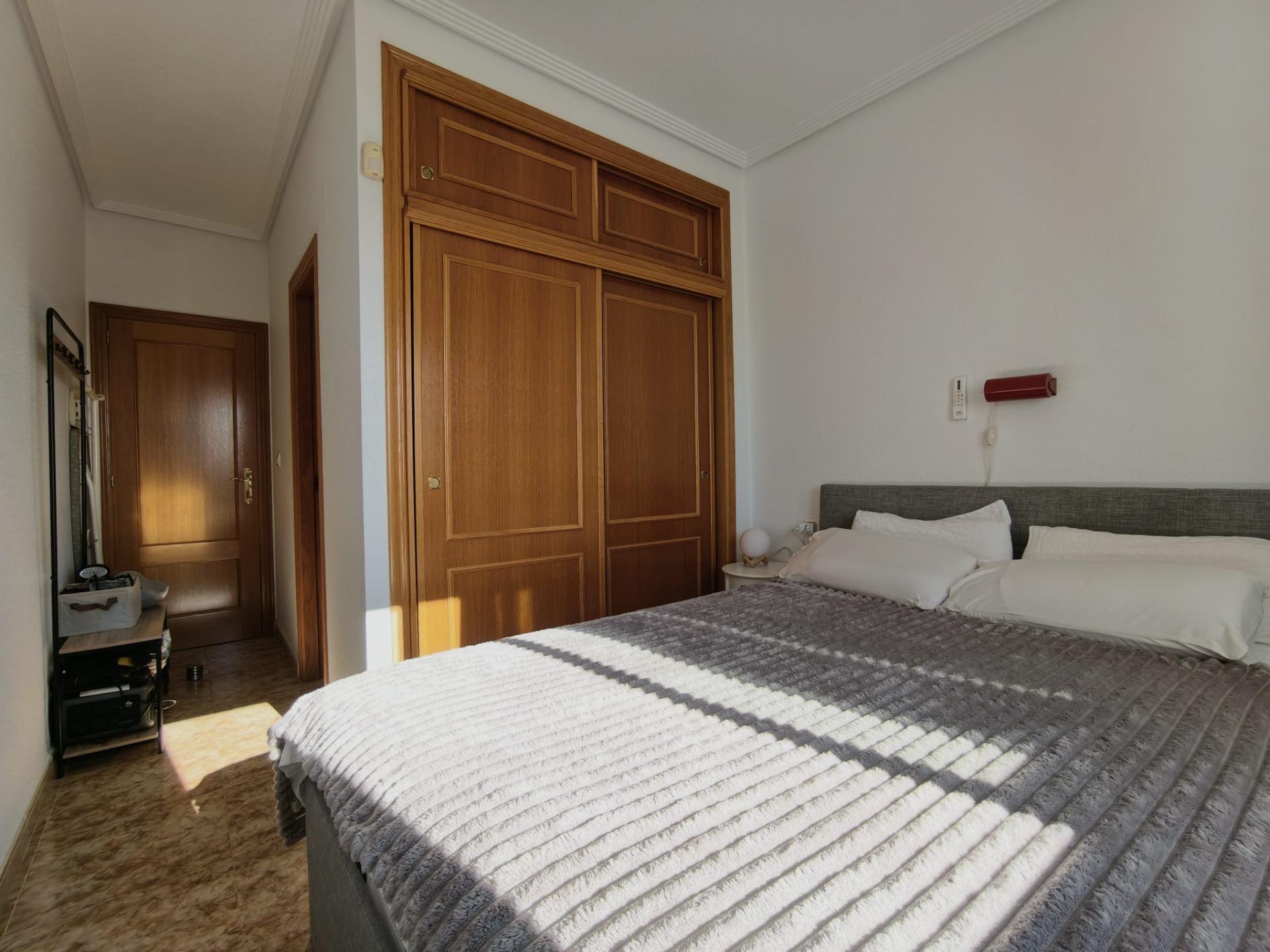 Hallway of the penthouse in Punta Prima, Torrevieja (view 32)