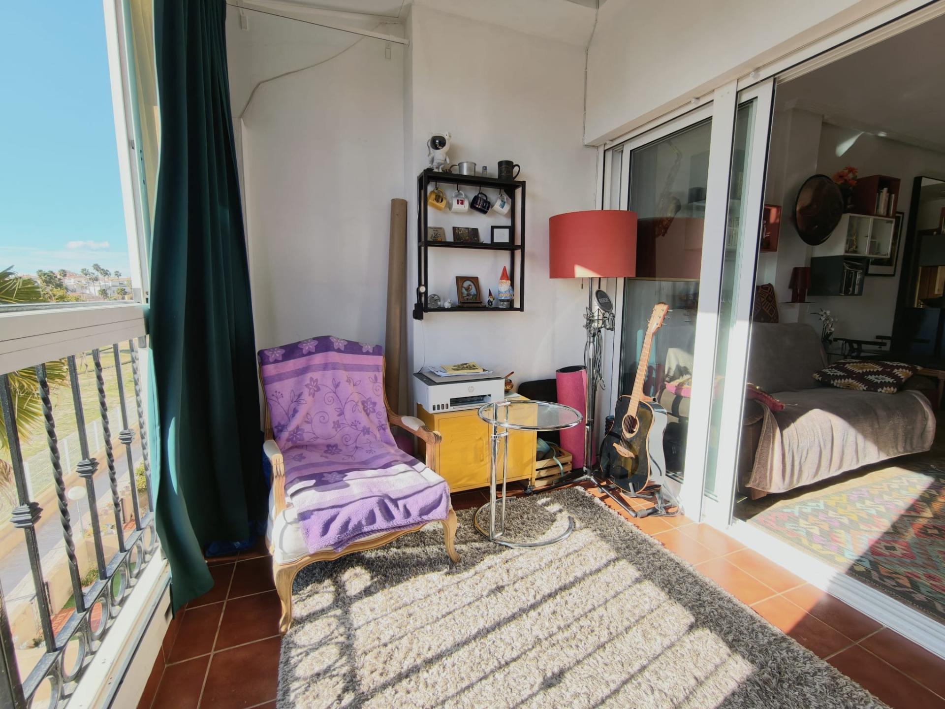 Complex grounds of the penthouse in Punta Prima, Torrevieja (view 40)