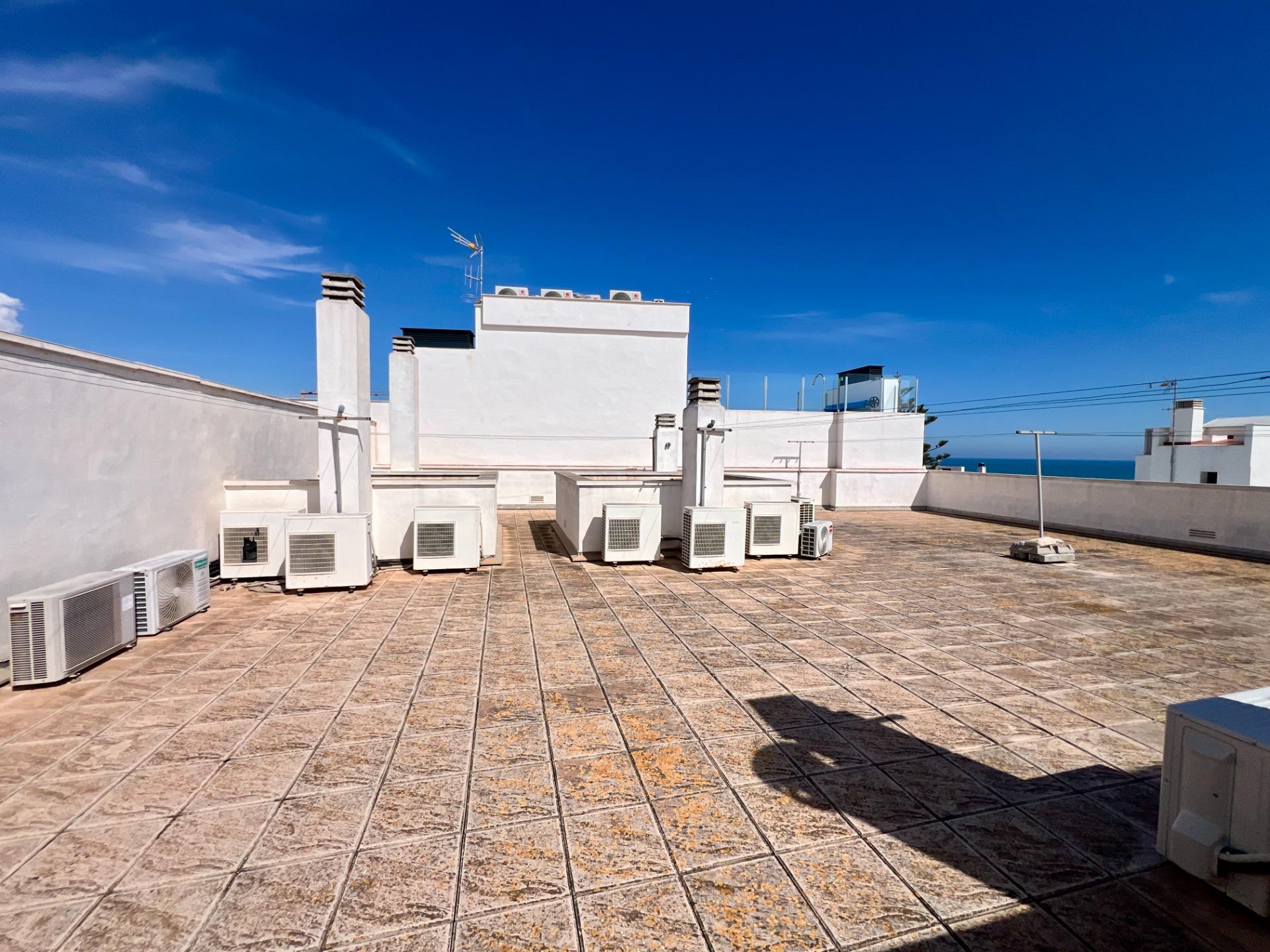 Neighbourhood view of the penthouse in Playa de los Locos, Torrevieja (view 29)