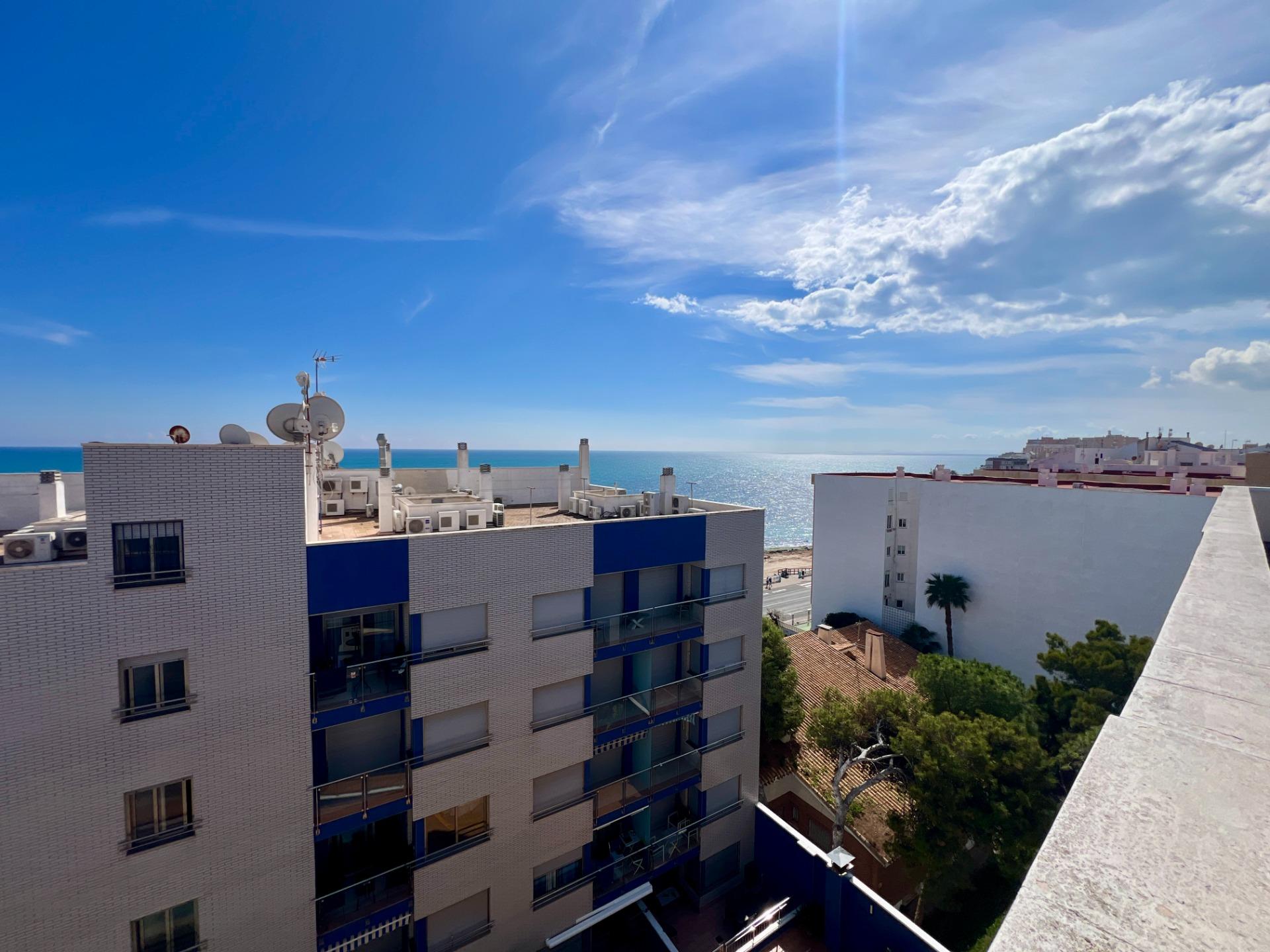Living area in 3-bedroom penthouse, Playa de los Locos
