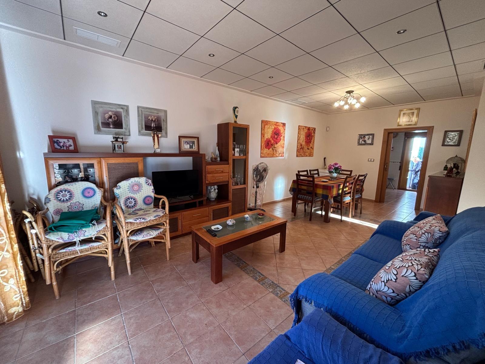 Neighbourhood view of the villa in Punta Prima, Orihuela Costa (view 39)
