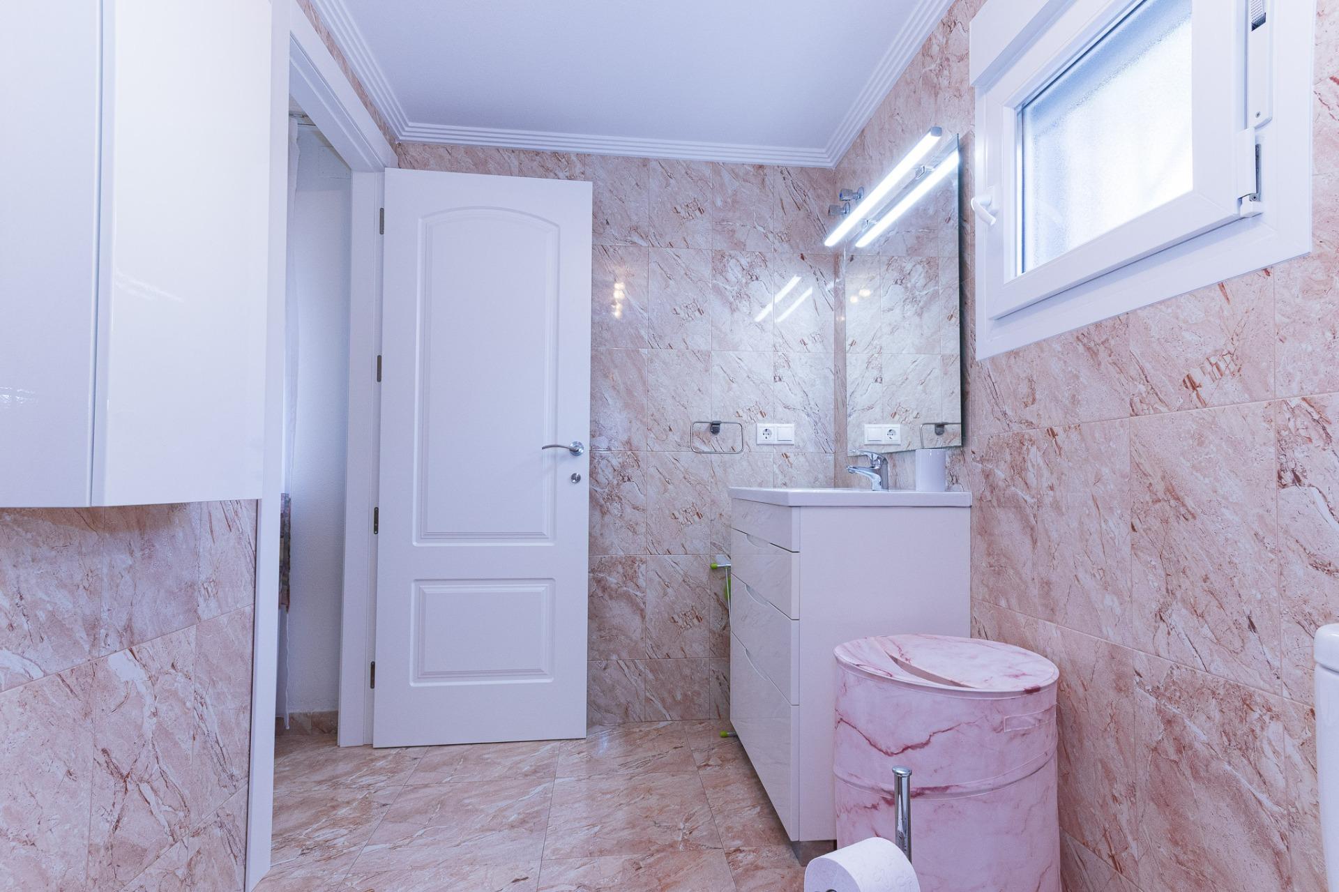 Upper floor hallway with bedroom doors