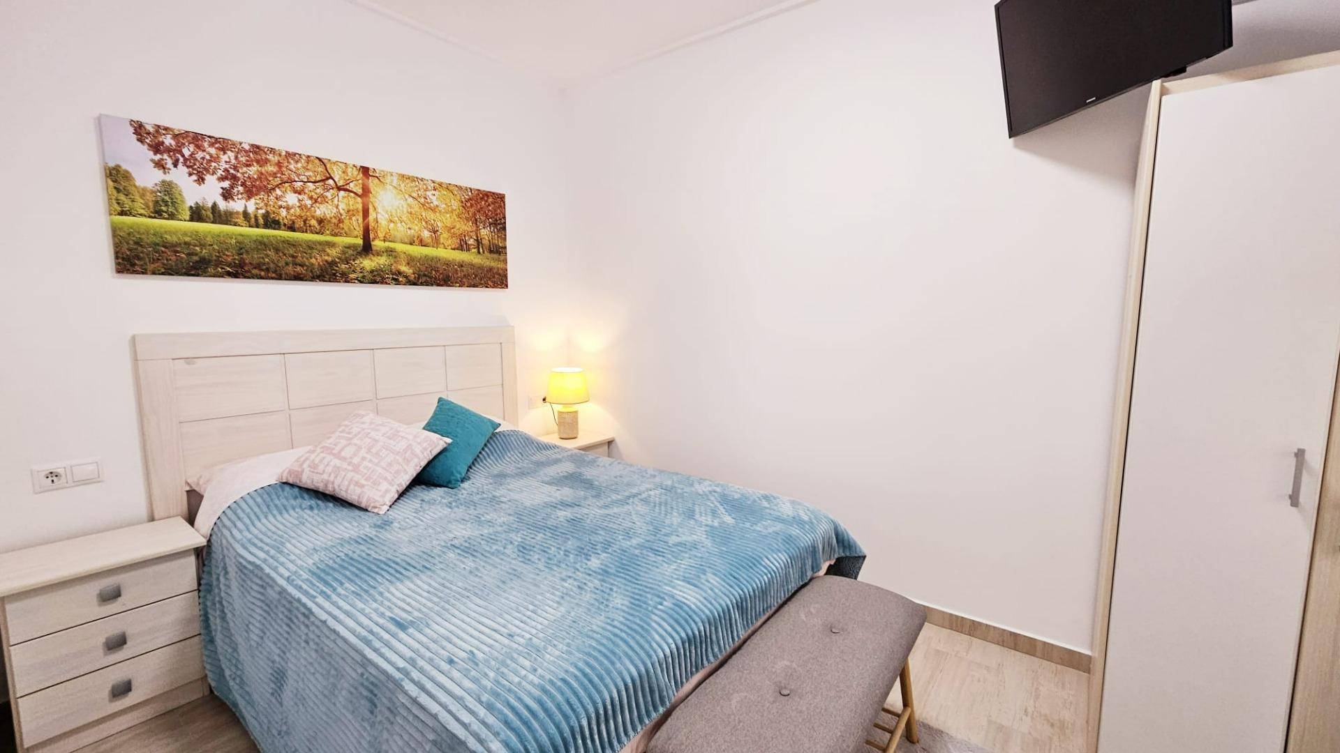 Street view of the duplex in La Siesta, Torrevieja (view 38)