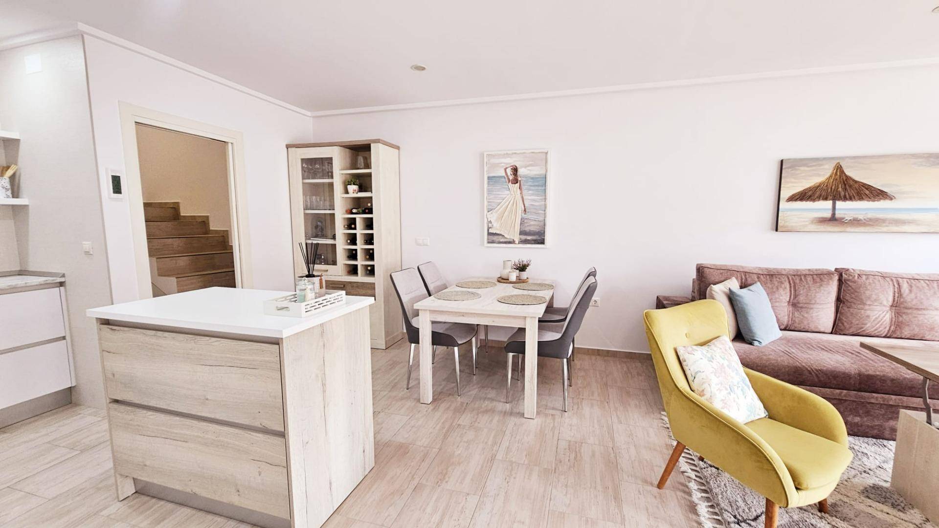 Bedroom in 2-bedroom duplex, La Siesta