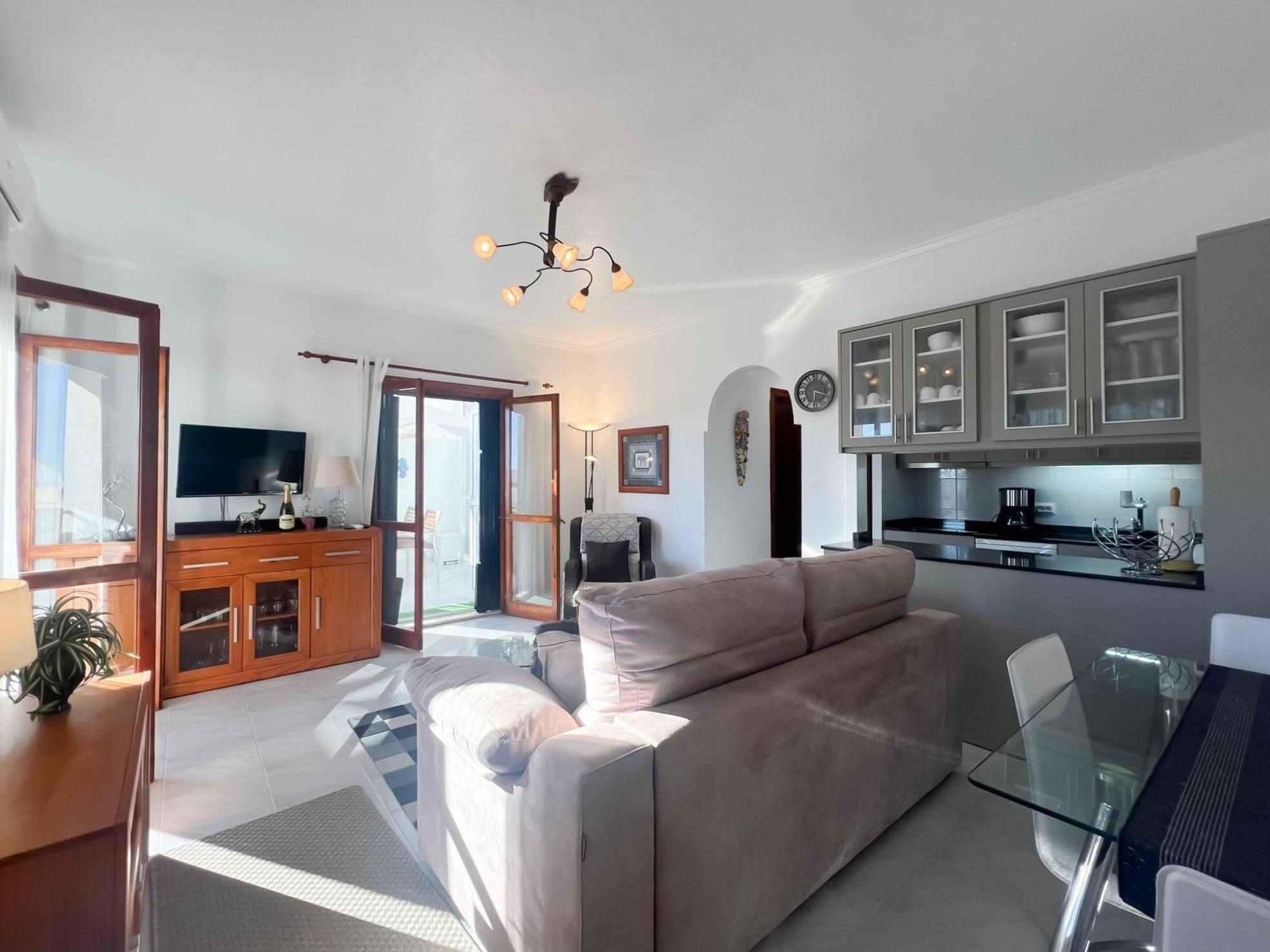 Bungalow for sale in Los Frutales, Torrevieja - exterior of the residential complex