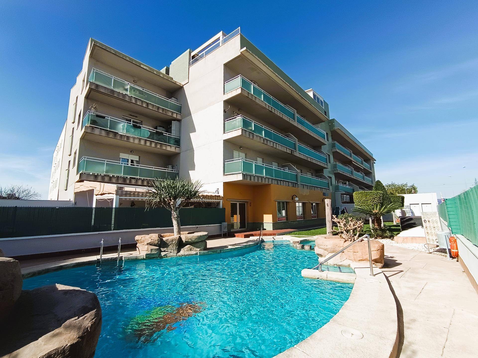Penthouse for sale in Orihuela Costa, Orihuela Costa - exterior view of the residential building