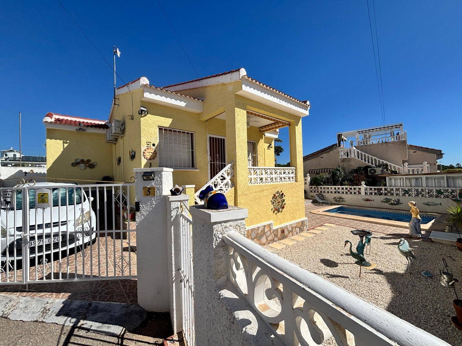Building or complex exterior in La Marquesa, Rojales