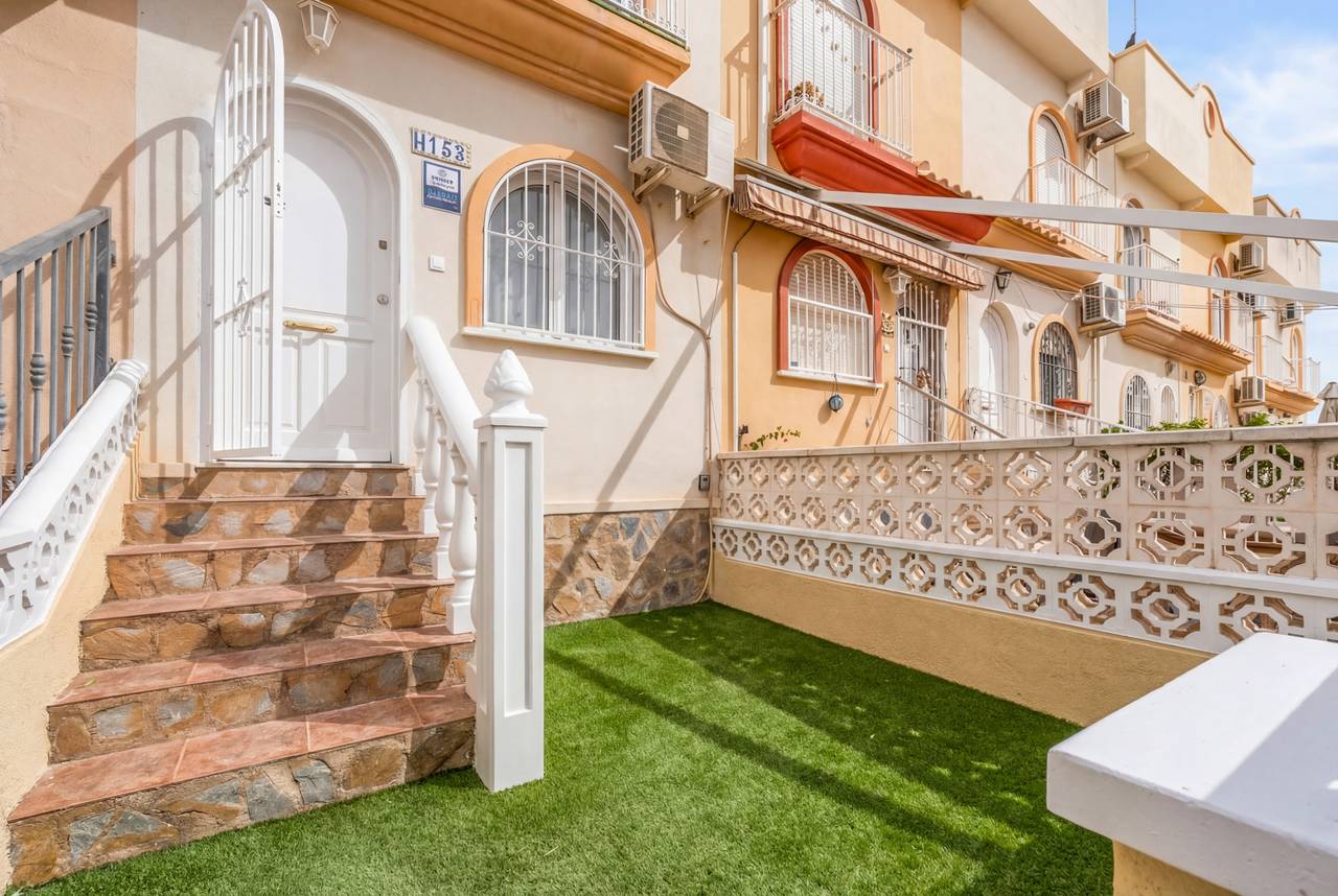 Utility room of the villa in La Zenia, Orihuela Costa (view 24)
