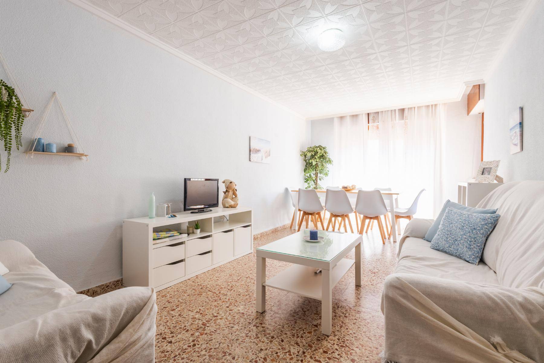 Apartment for sale in Acequion, Torrevieja - exterior facade of the residential building