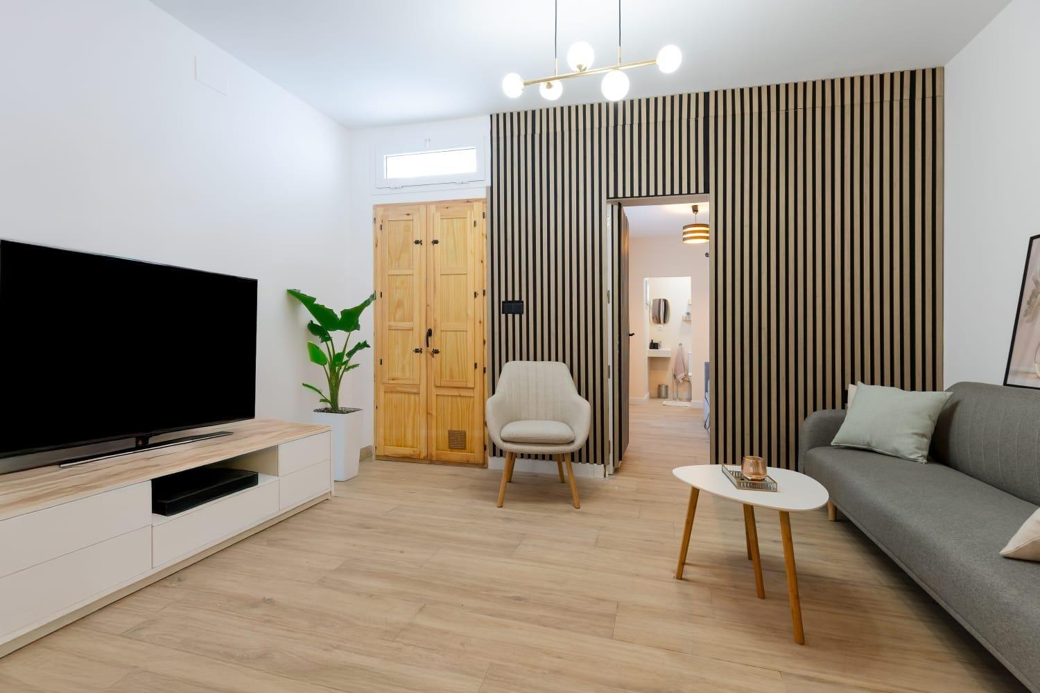 Fourth bathroom with shower enclosure in 2-bedroom townhouse, Torrevieja