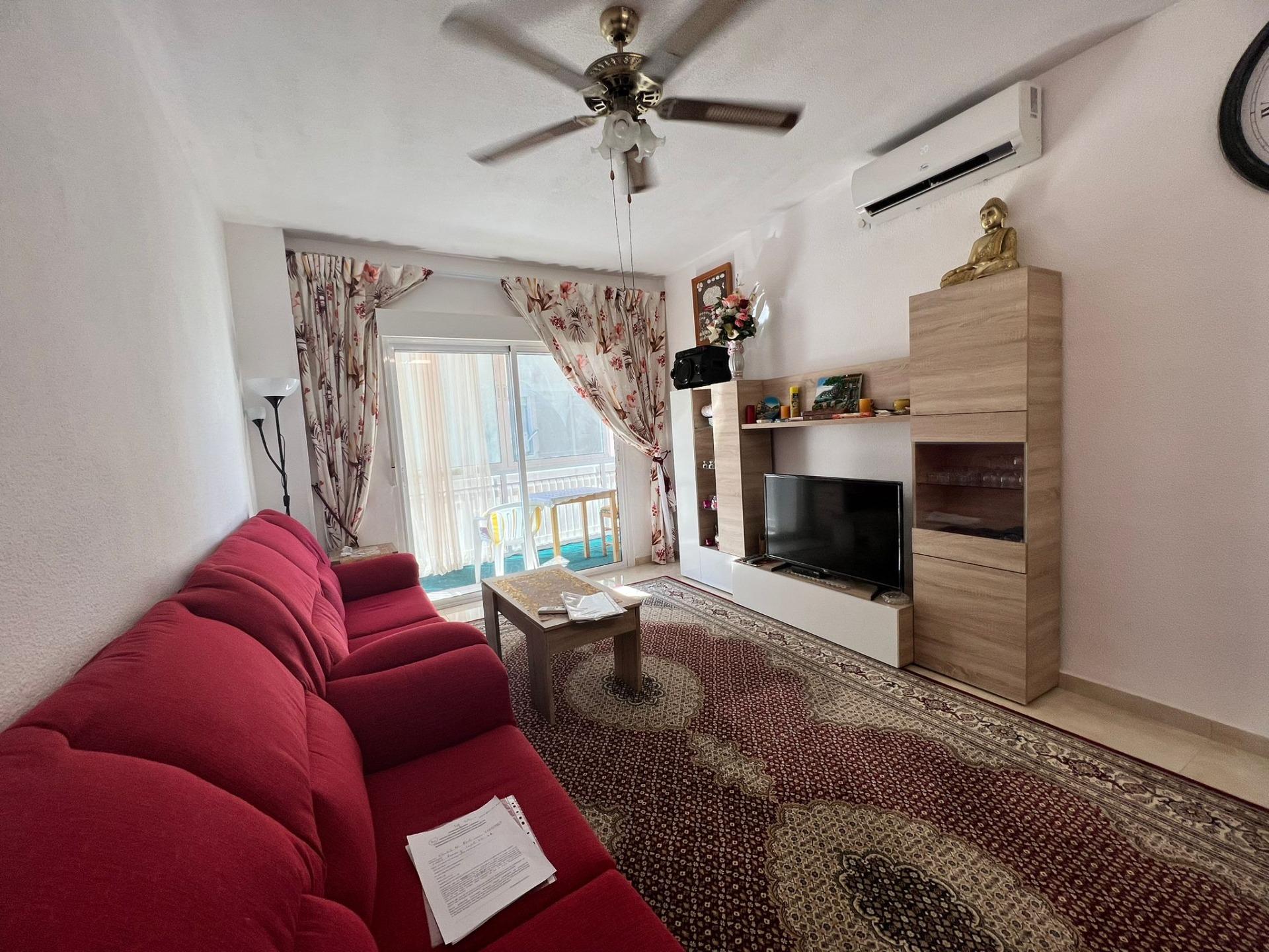 Bedroom in 2-bedroom apartment, Paseo maritimo