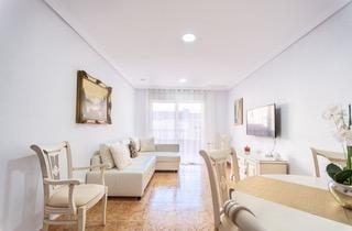 Apartment for sale in Playa del Cura, Torrevieja - exterior view of the residential building