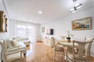 Living area in 4-bedroom apartment, Playa del Cura