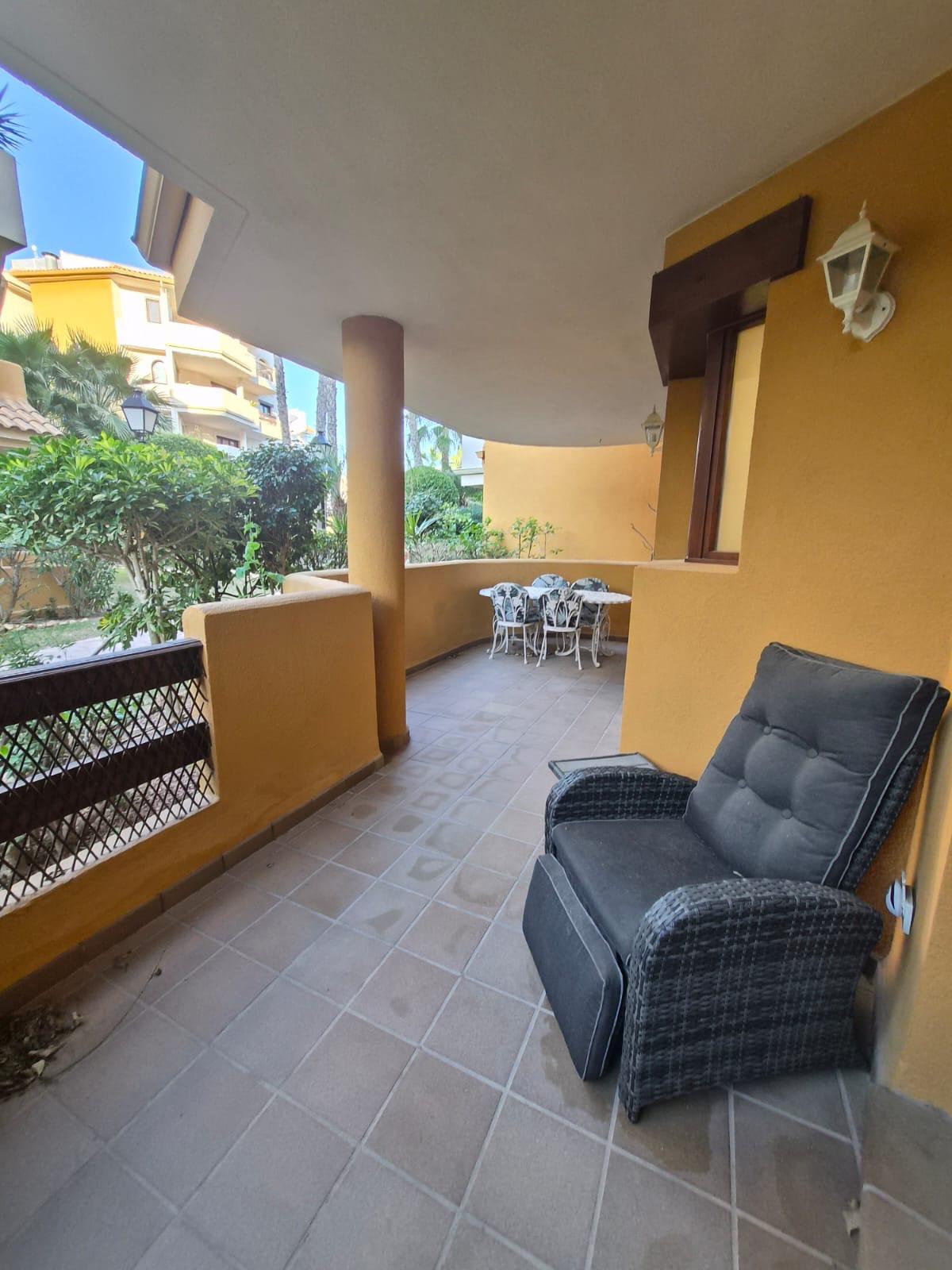Complex grounds of the apartment in Punta Prima, Torrevieja