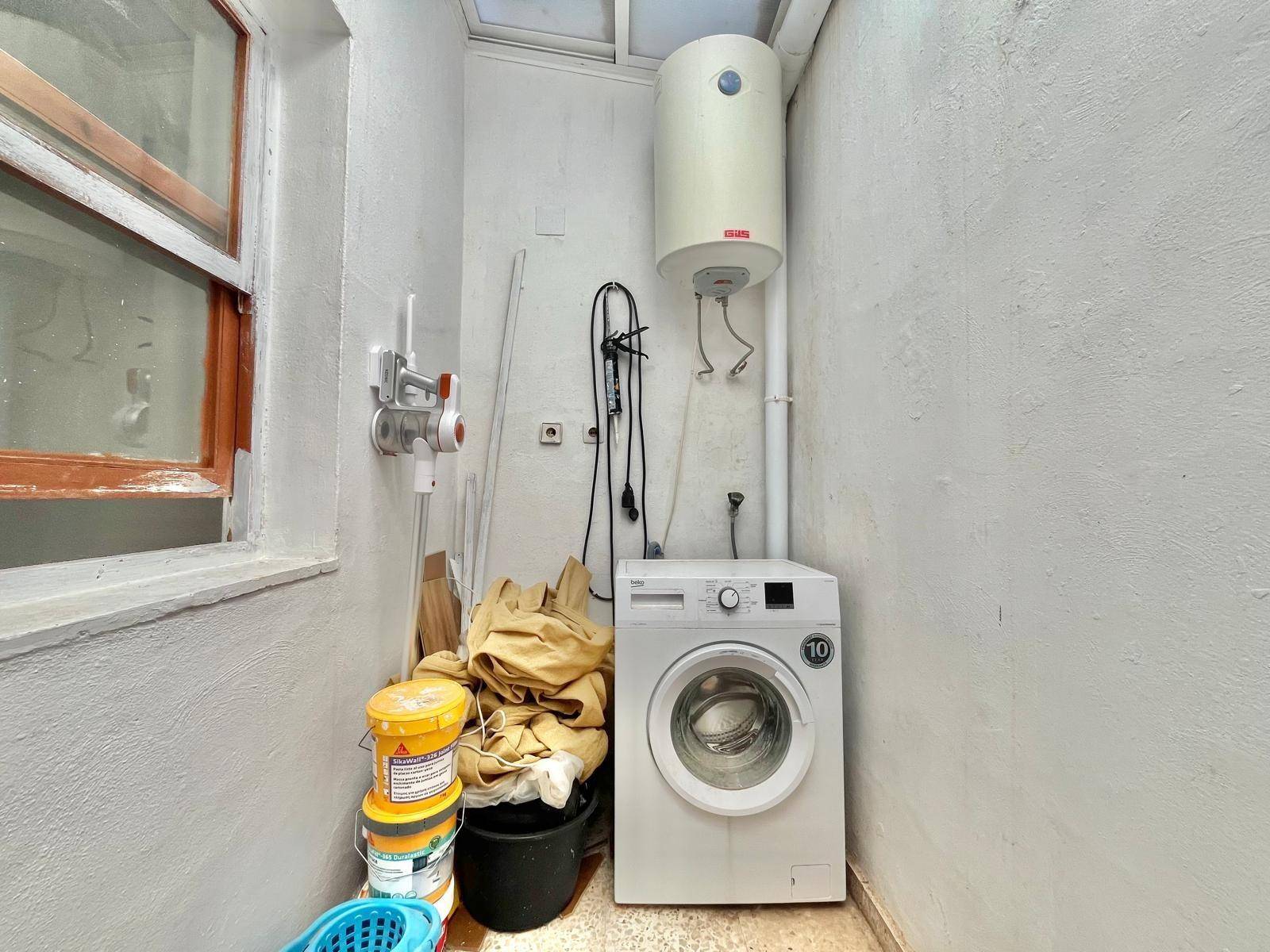 Utility room of the bungalow in La Siesta, Torrevieja