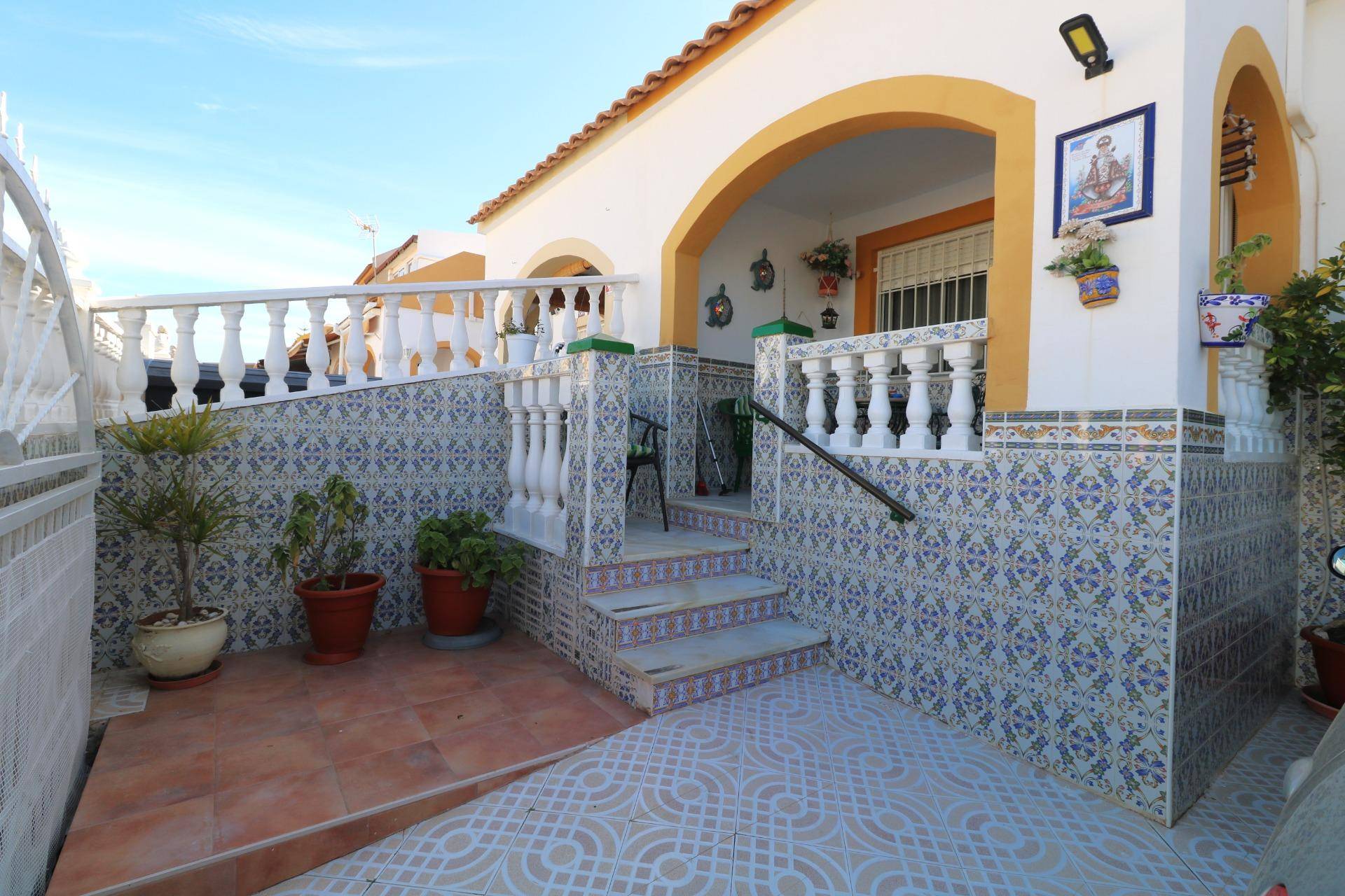Living area in 2-bedroom bungalow, El limonar