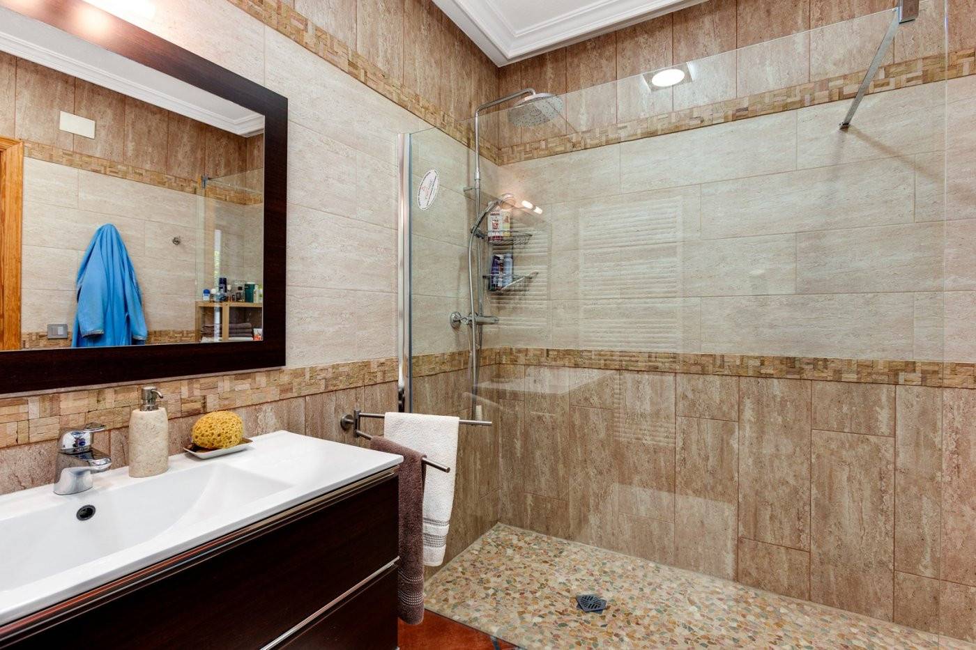 Hallway of the villa in San luis, Torrevieja (view 42)