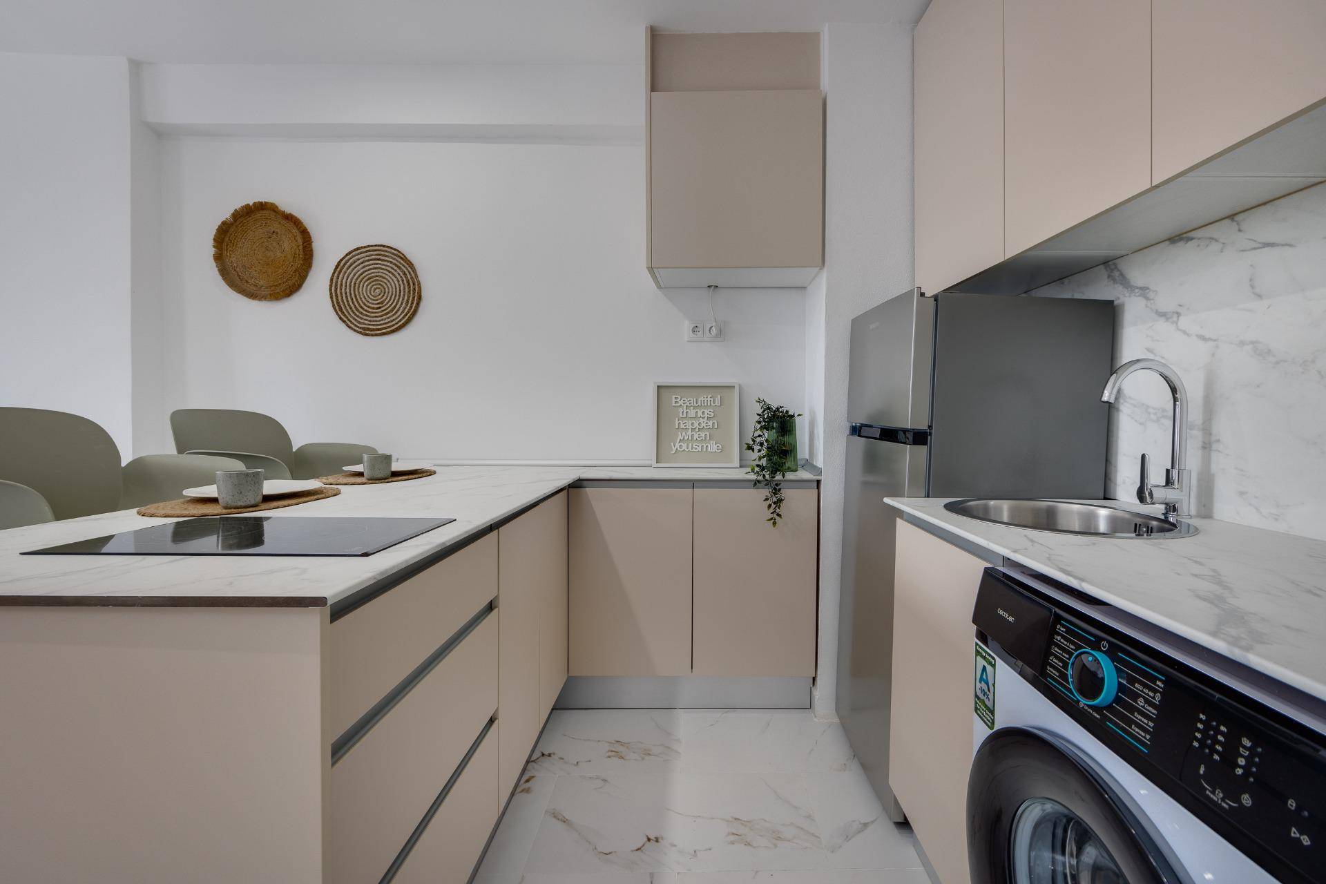 Entrance hallway in 1-bedroom apartment, Cabo Cervera, Torrevieja