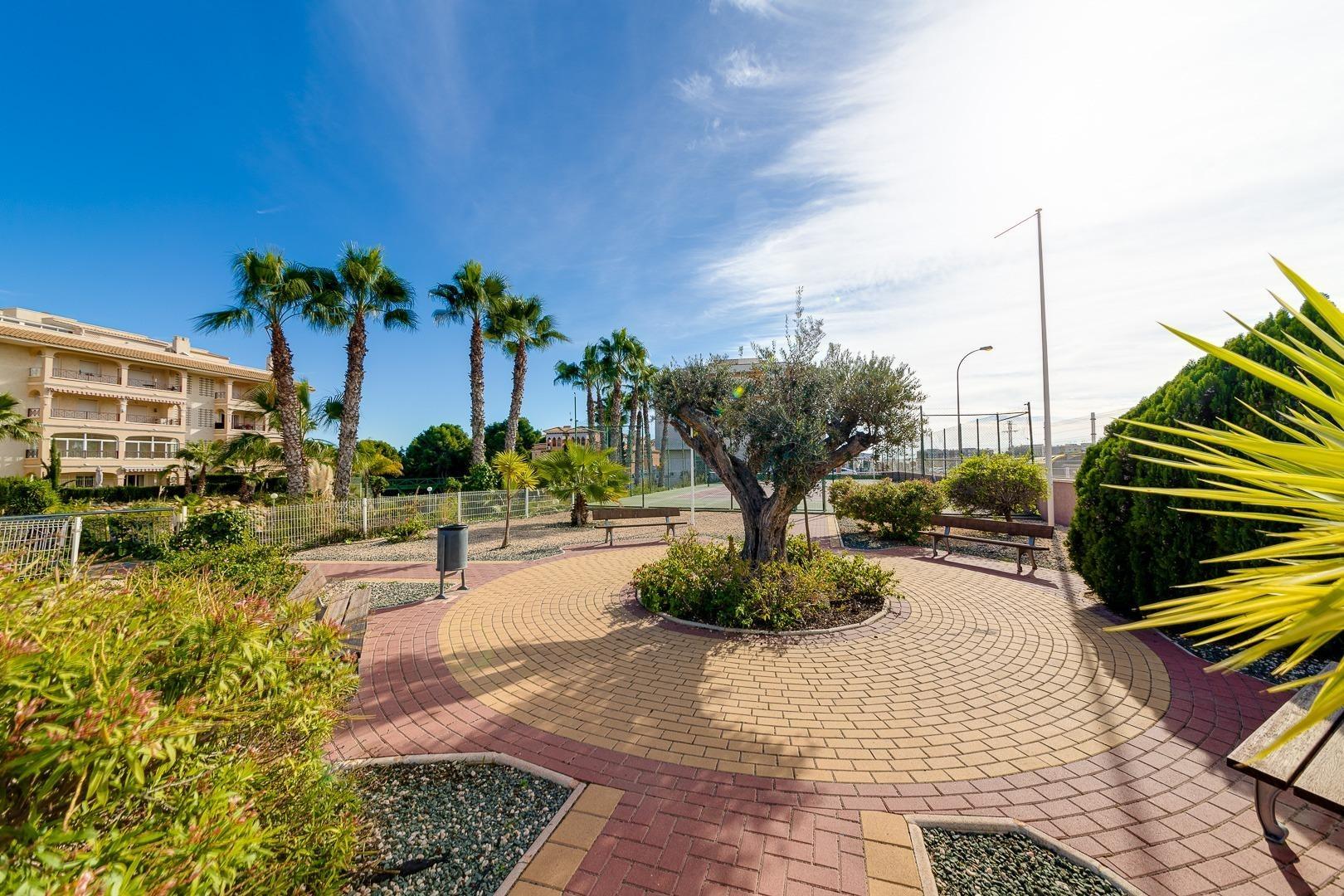 Second bedroom with single or twin beds, ground-floor apartment, Playa Flamenca Norte