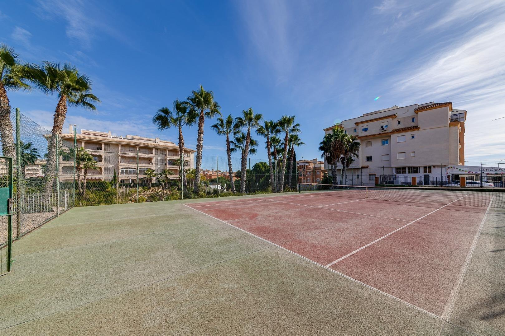 Bathroom mirror and vanity unit, 2-bedroom apartment, Playa Flamenca Norte